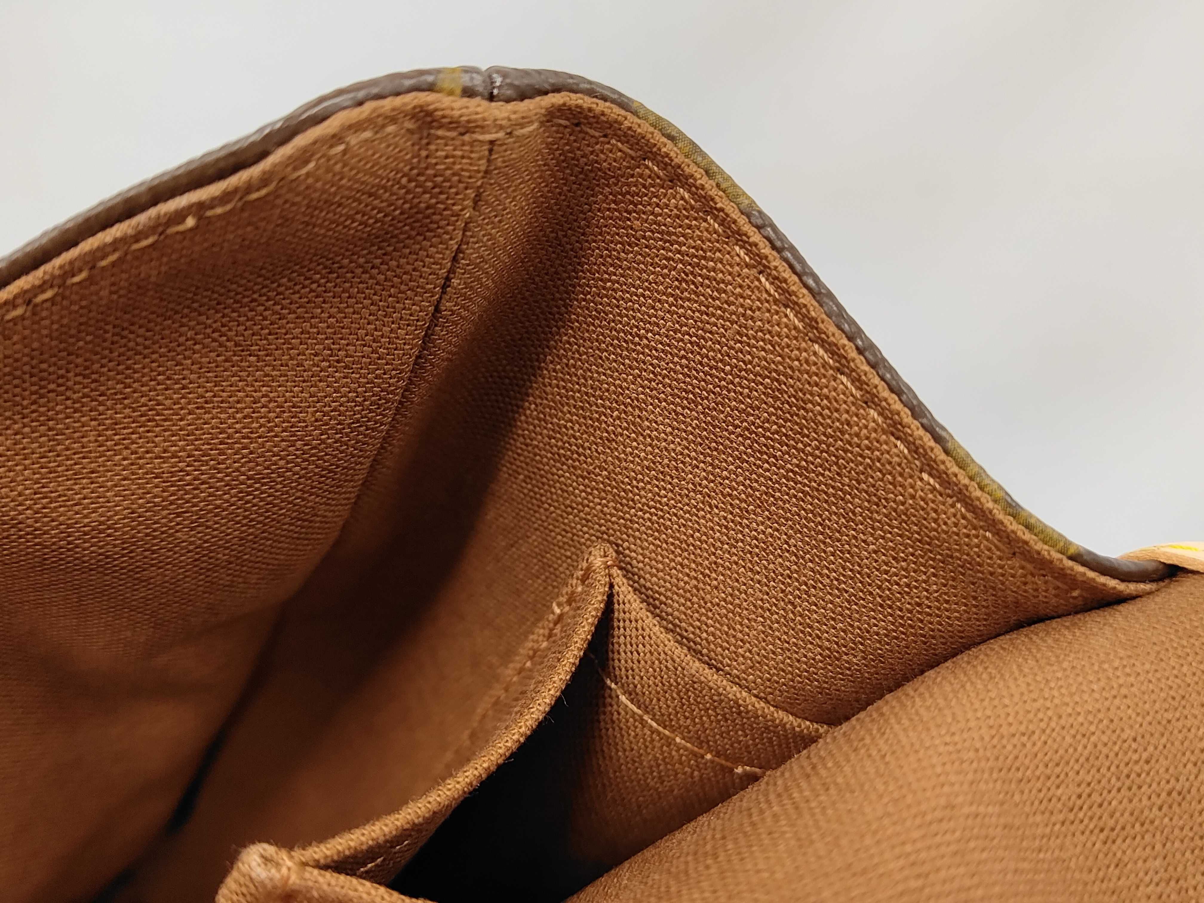 Monogram M40106 Messenger Bosphore Shoulder Bag — view 10