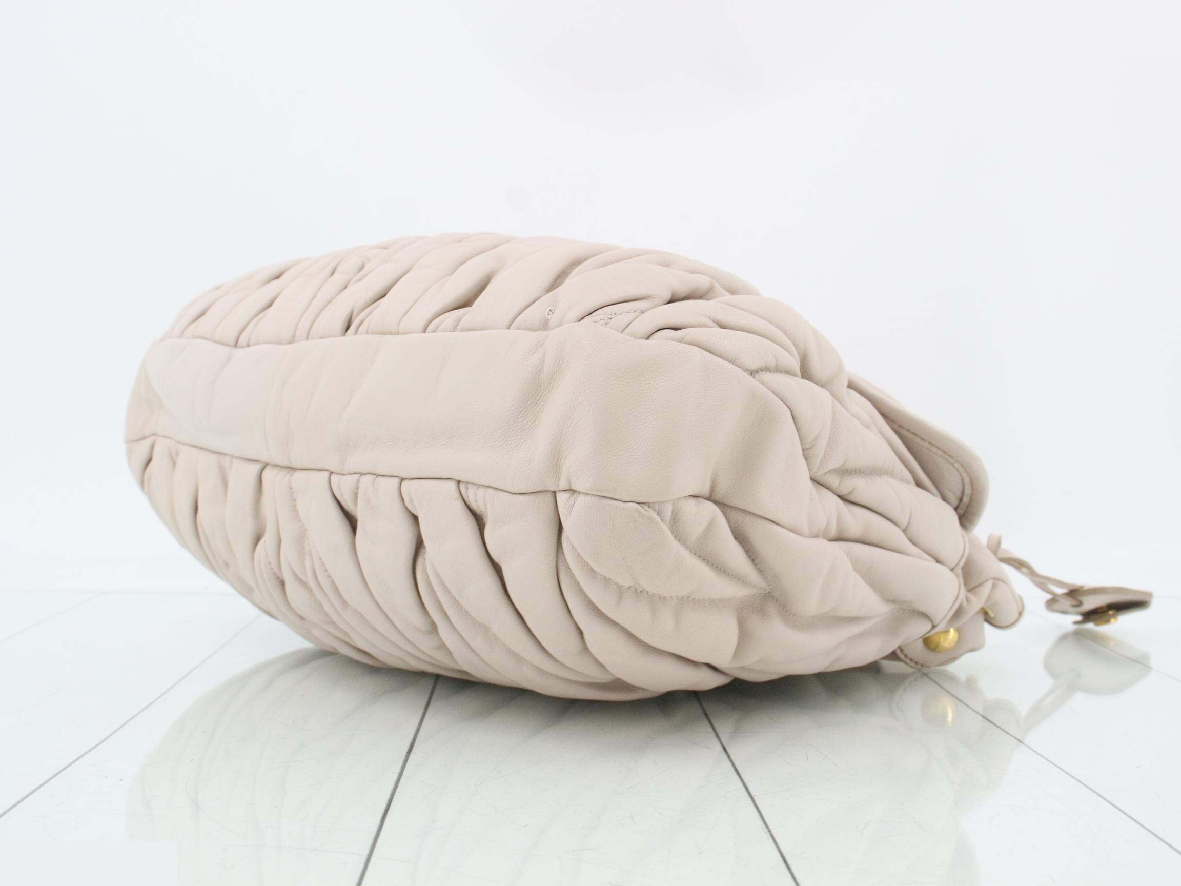 Matelassé (bag) - Shoulder bag — view 6