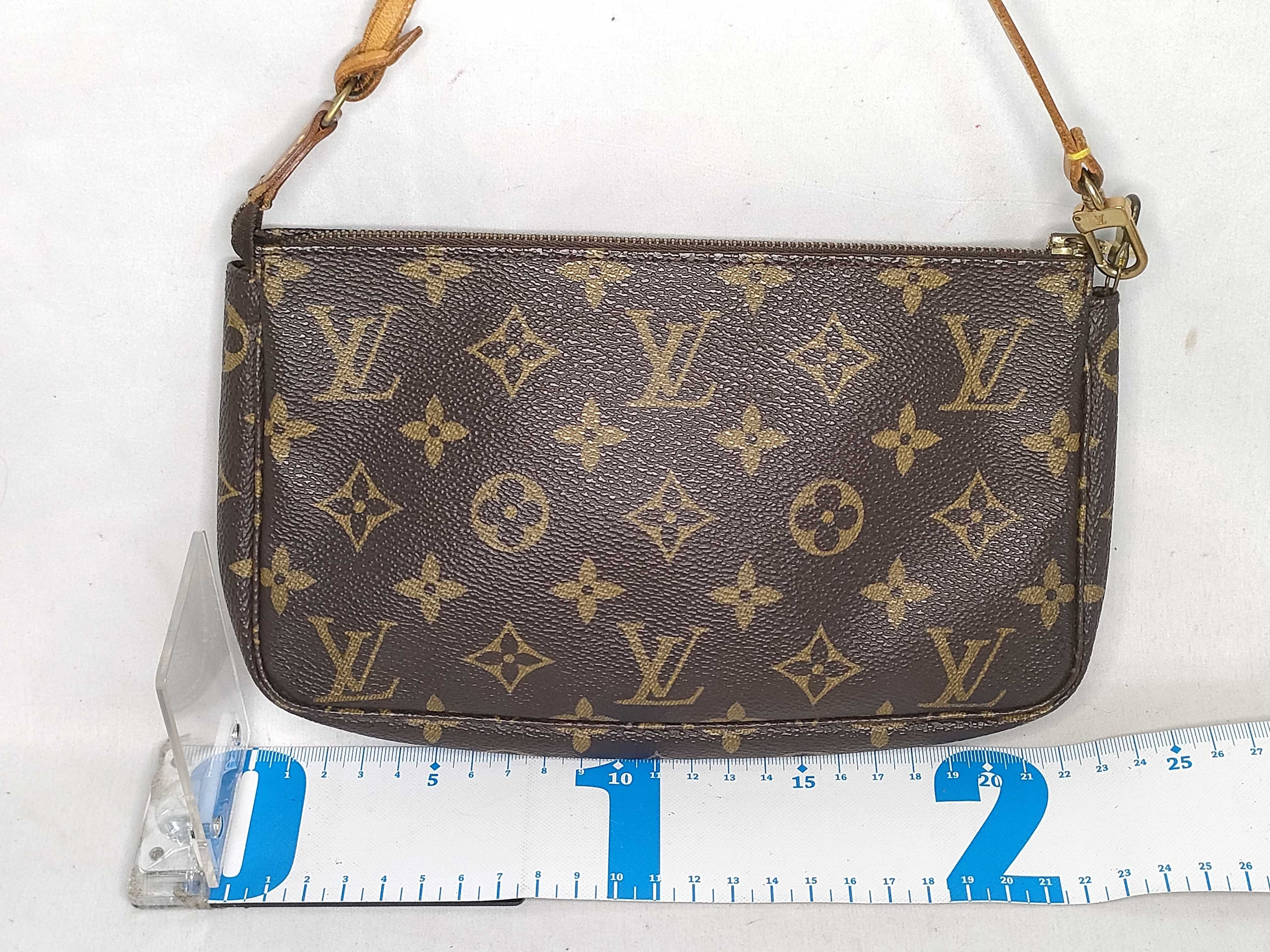 Monogram Pochette Accessoires M51980 Handbag — view 2
