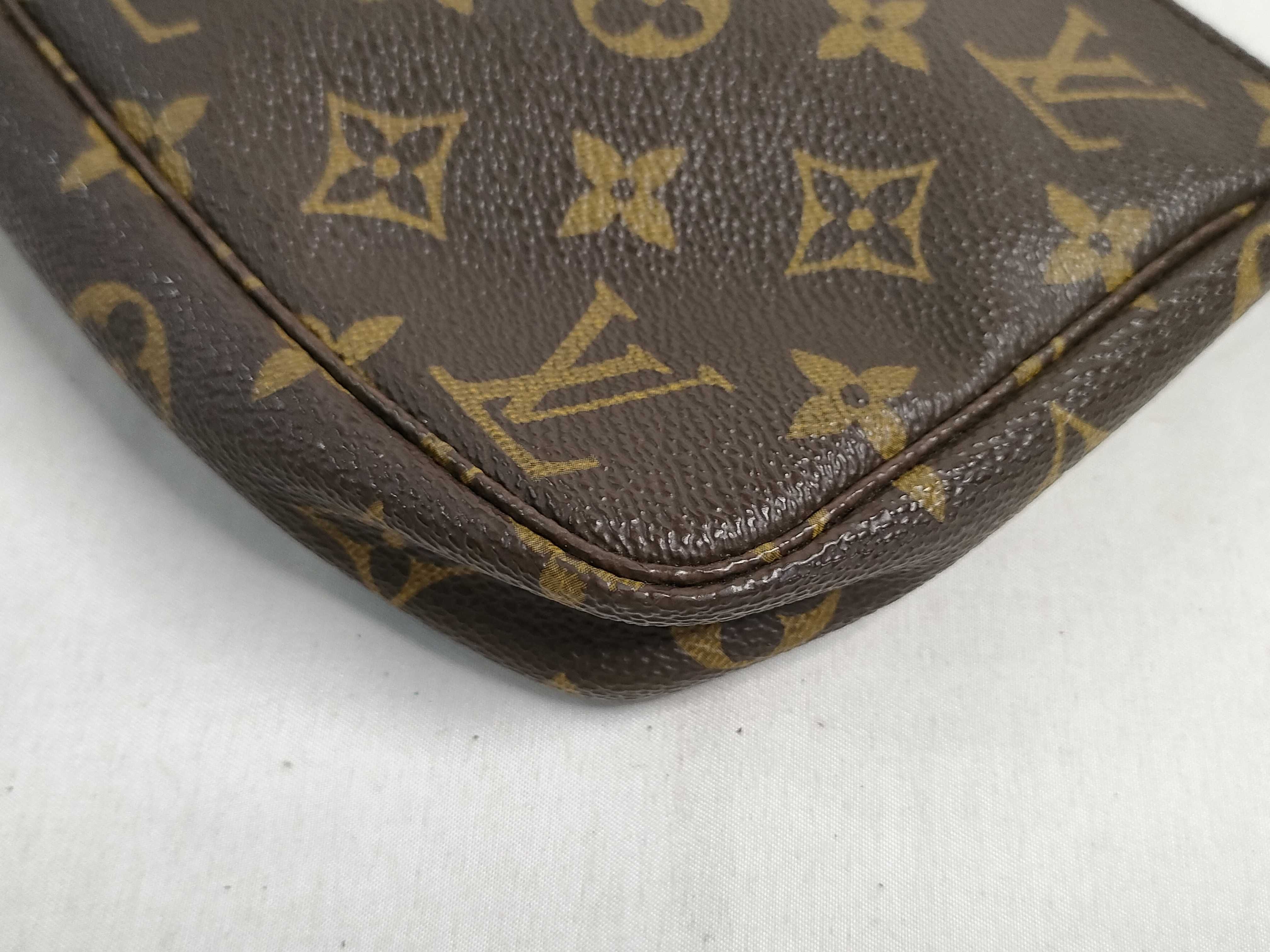 Monogram Pochette Accessoires M51980 Handbag — view 6