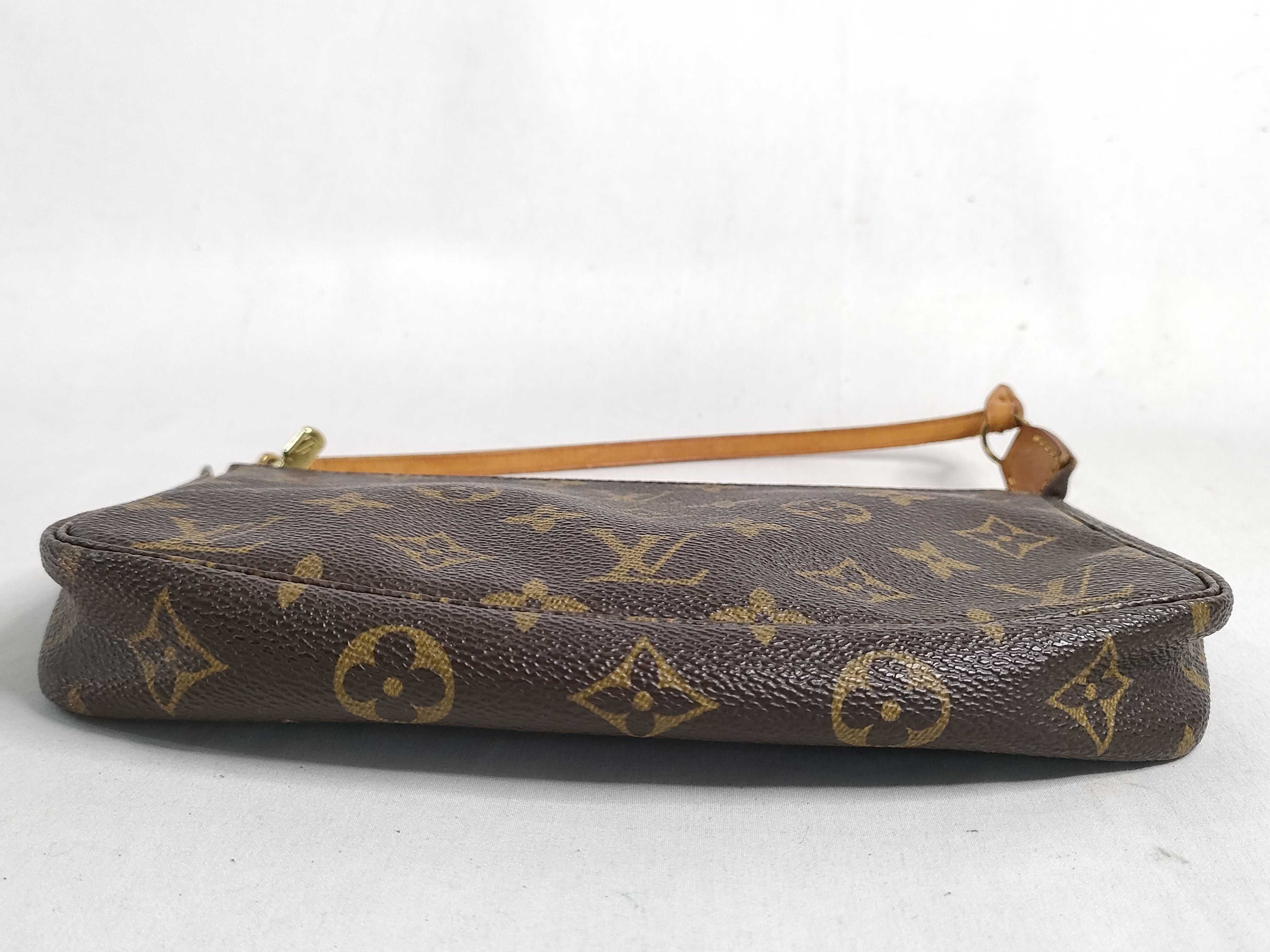 Monogram Pochette Accessoires M51980 Handbag — view 7