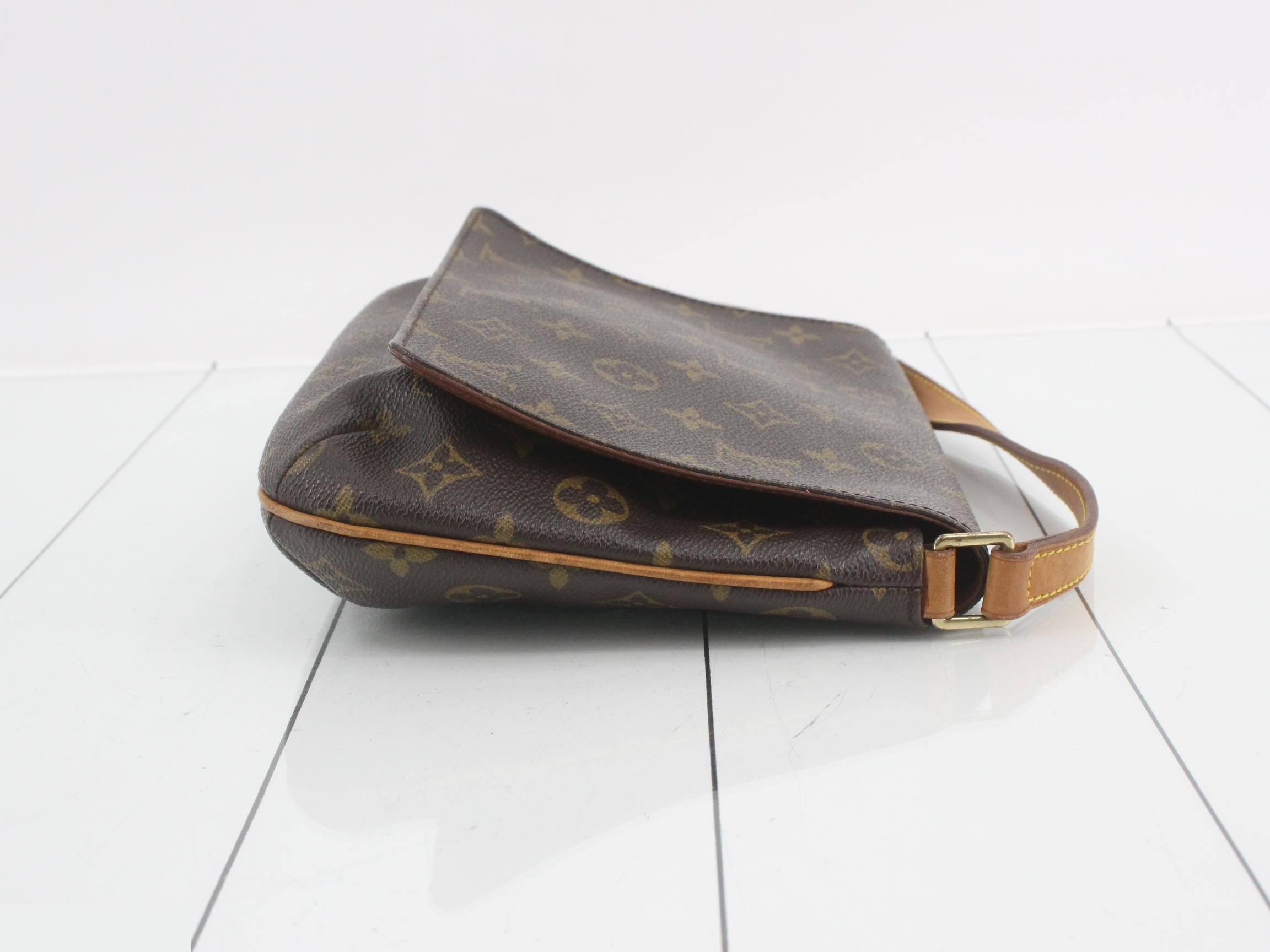 Musette Tango Short Shoulder — view 3