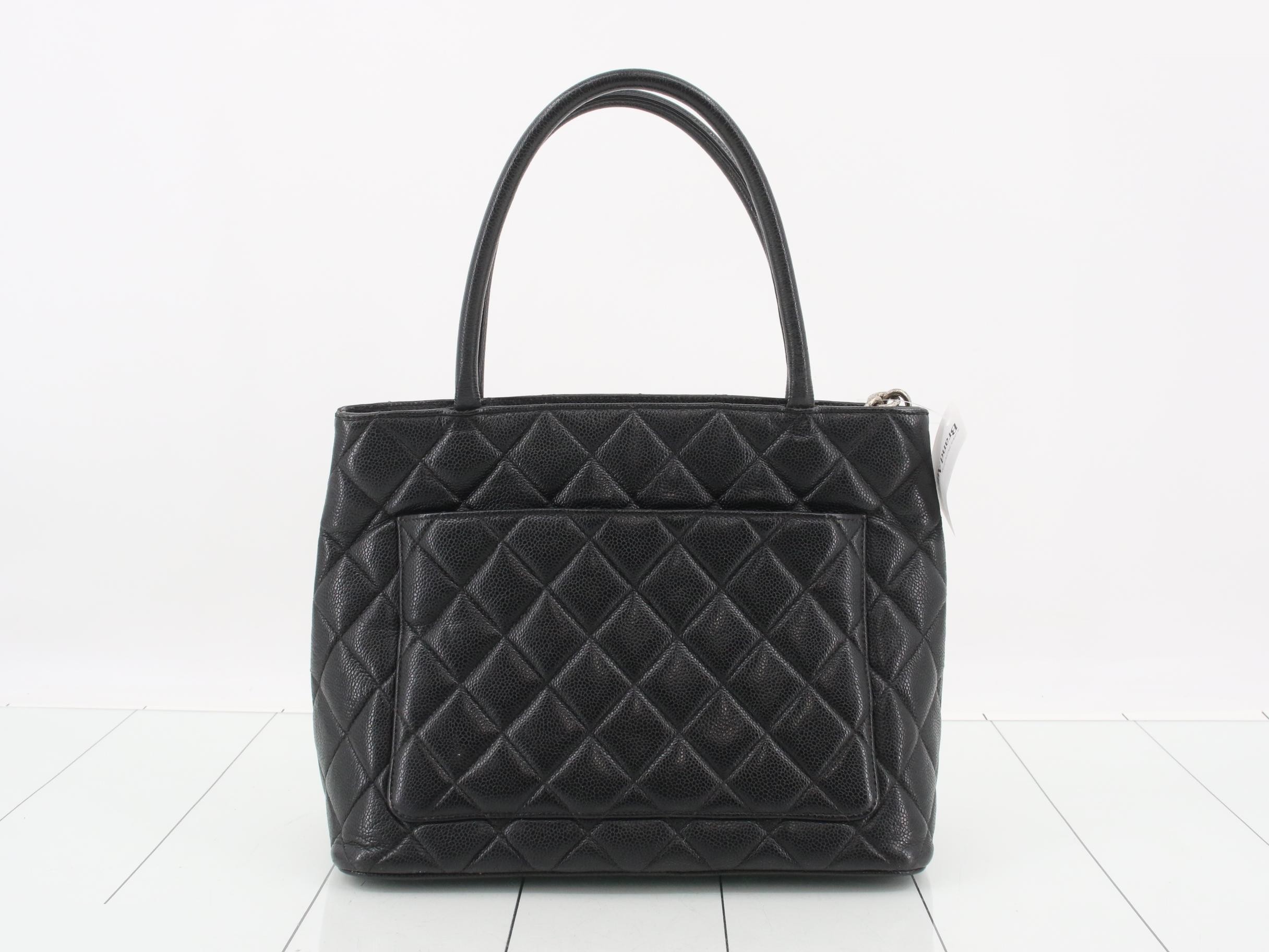 Caviar leather handbag, black — view 2