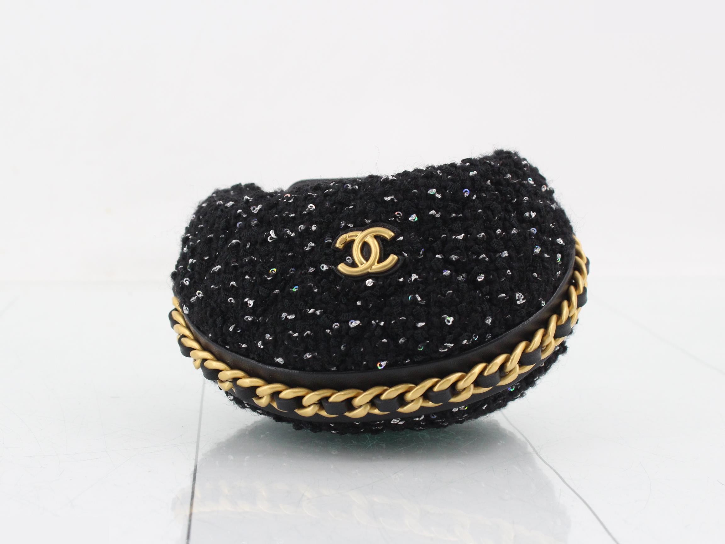 Tweed sequin chain shoulder bag, black — view 3