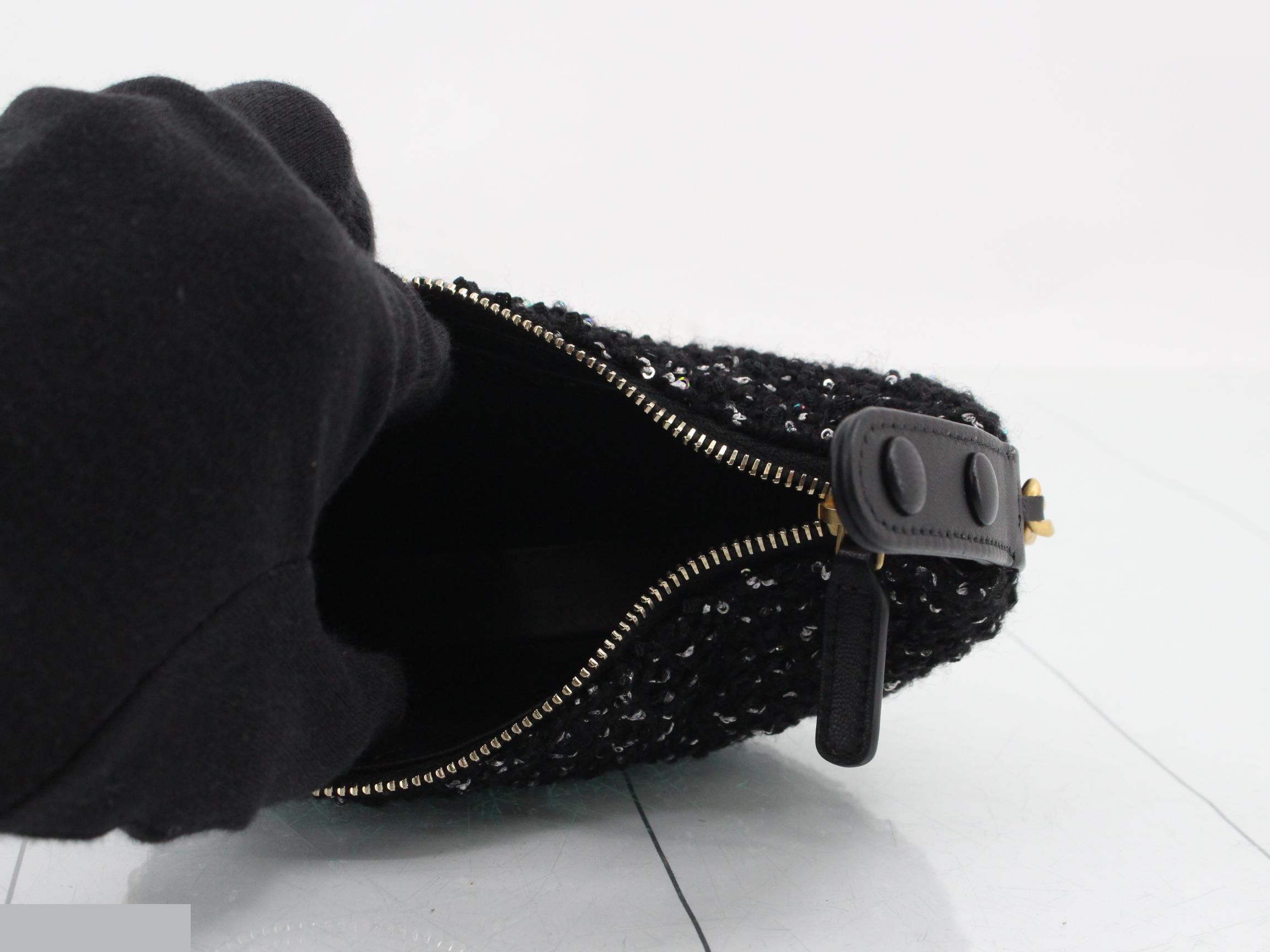 Tweed sequin chain shoulder bag, black — view 4