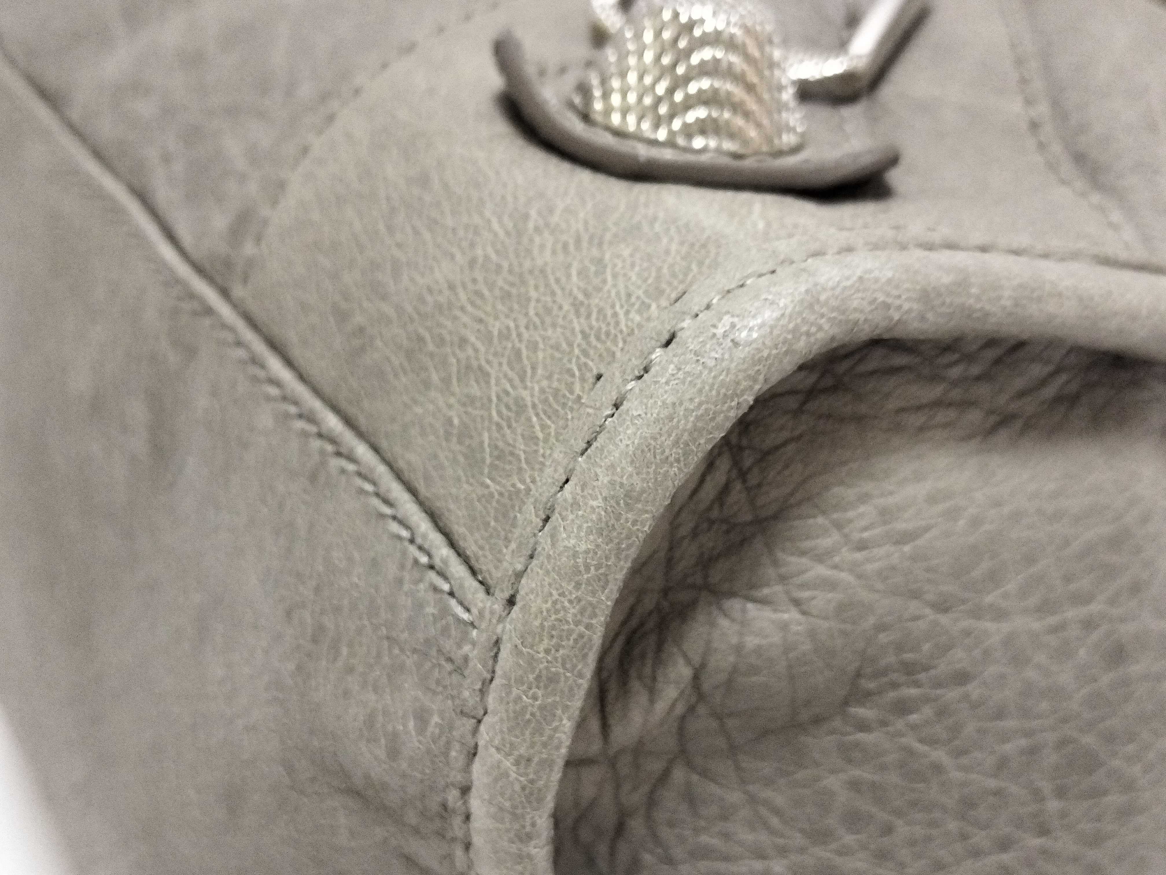 The Giant City PH - Giant Gray Leather City Handbag 37.5cm Handbag — view 8