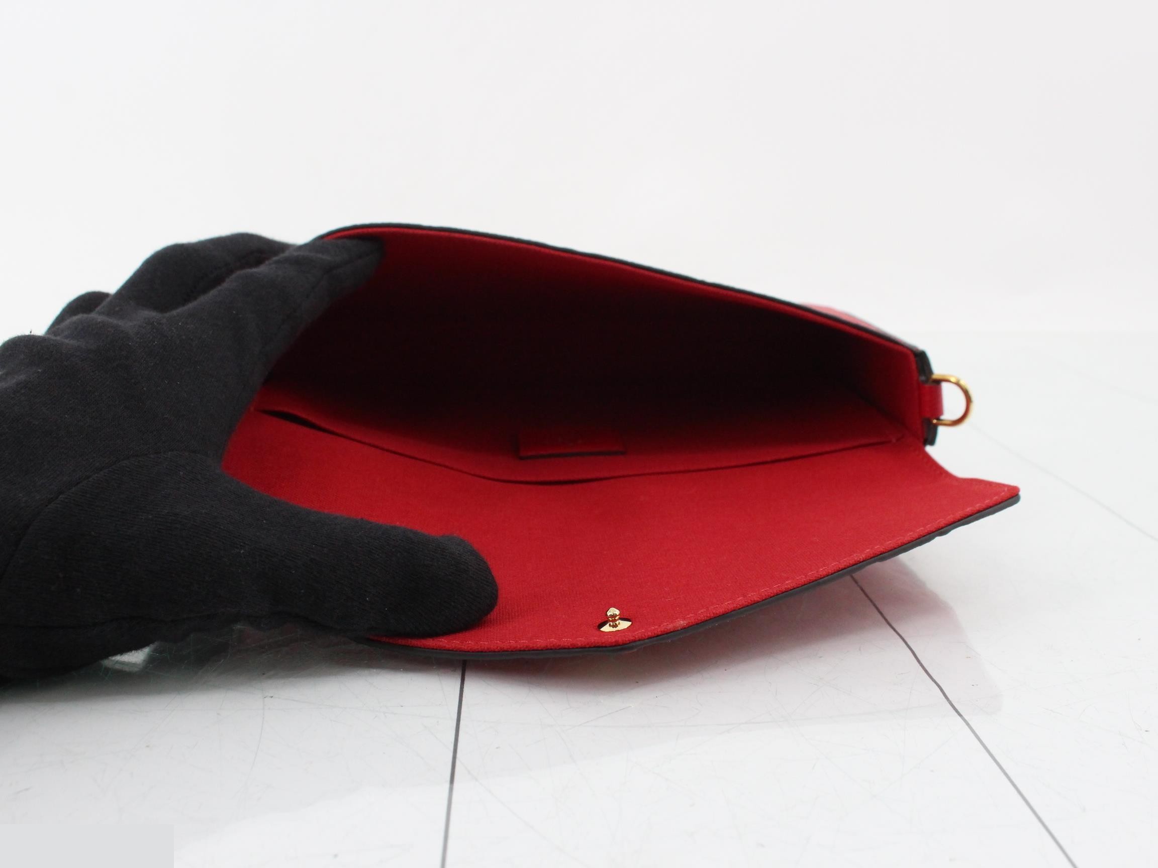 Pochette Felicie, stored item, red — view 4