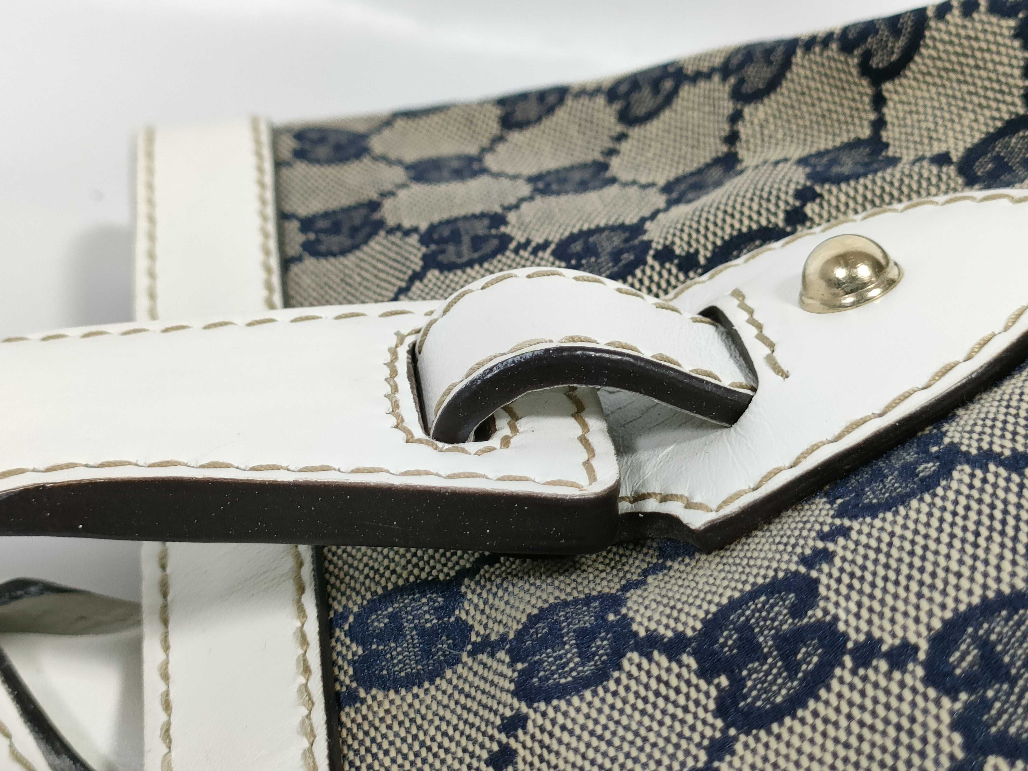 GG Canvas Heritage Web Buckle GG Canvas Tote Bag (Handbag) — view 5
