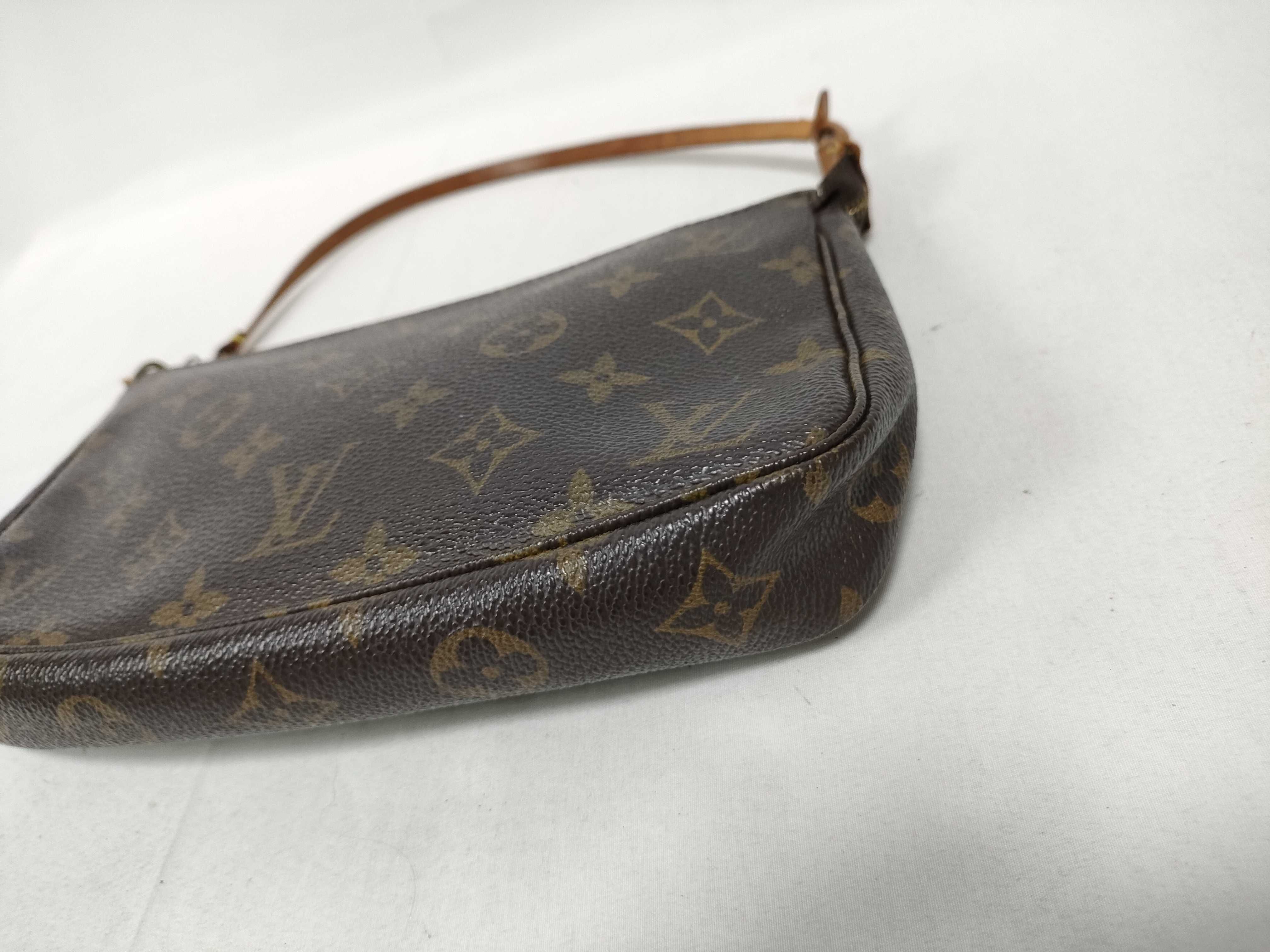 Monogram Pochette Accessoires M51980 Pouch — view 4