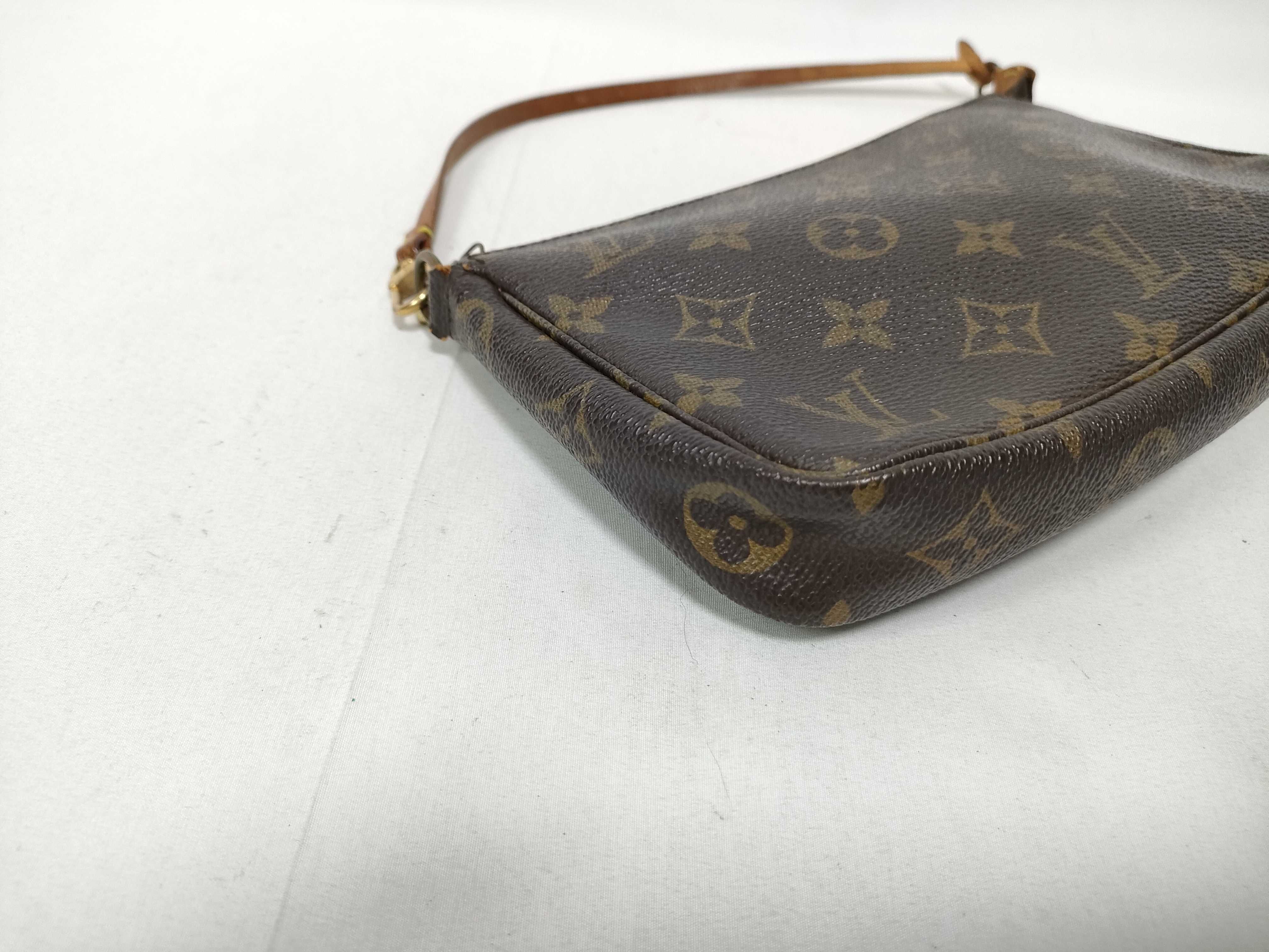 Monogram Pochette Accessoires M51980 Pouch — view 5