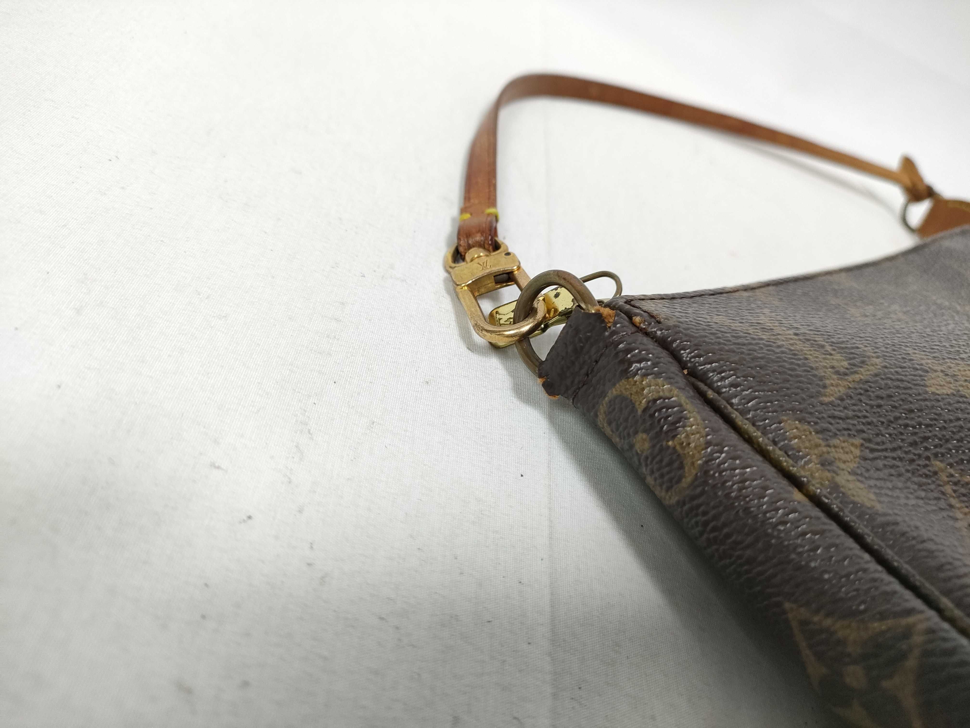 Monogram Pochette Accessoires M51980 Pouch — view 6