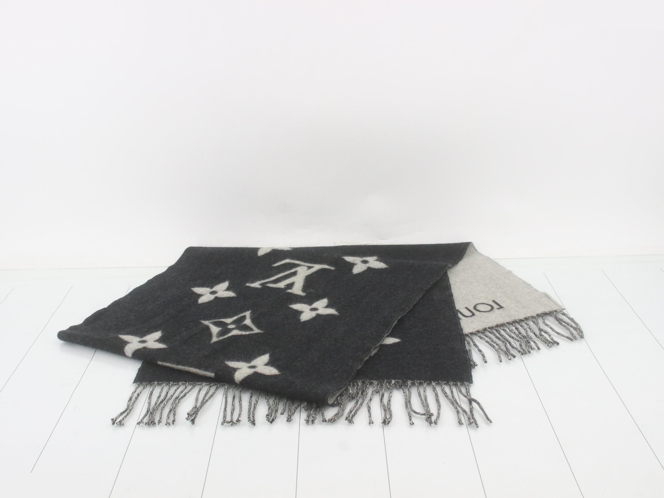 Reykjavik Cashmere Scarf — view 3