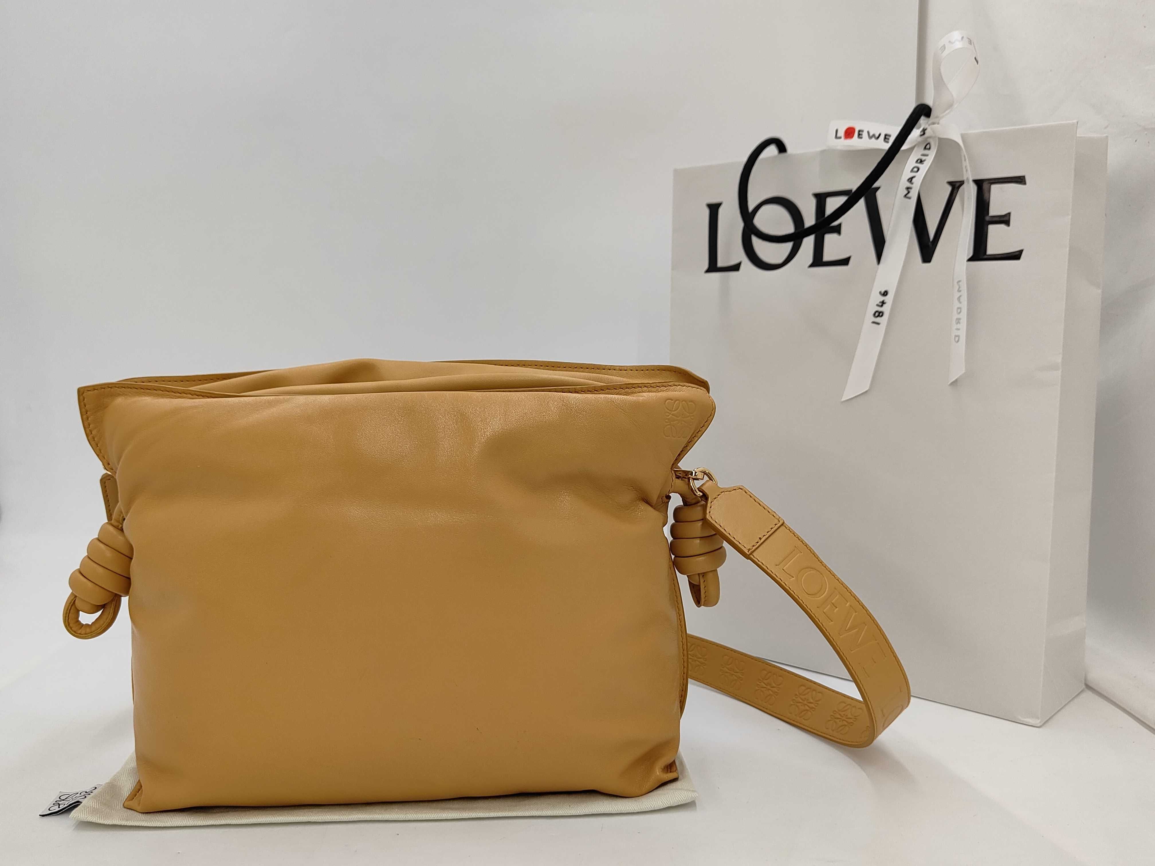 Puffer Flamenco Clutch Shoulder Bag