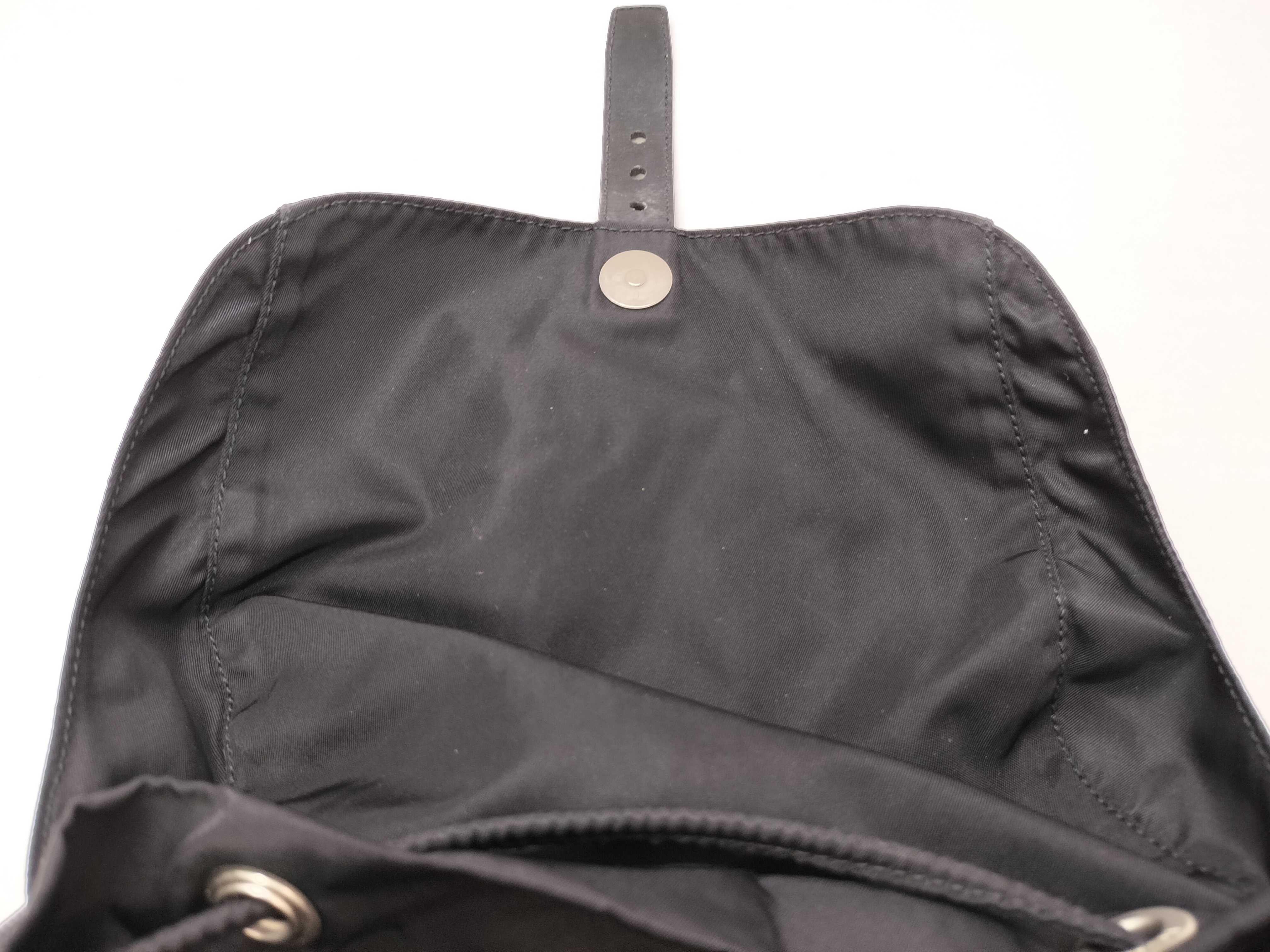 nylon backpack with triangular logo. — view 13