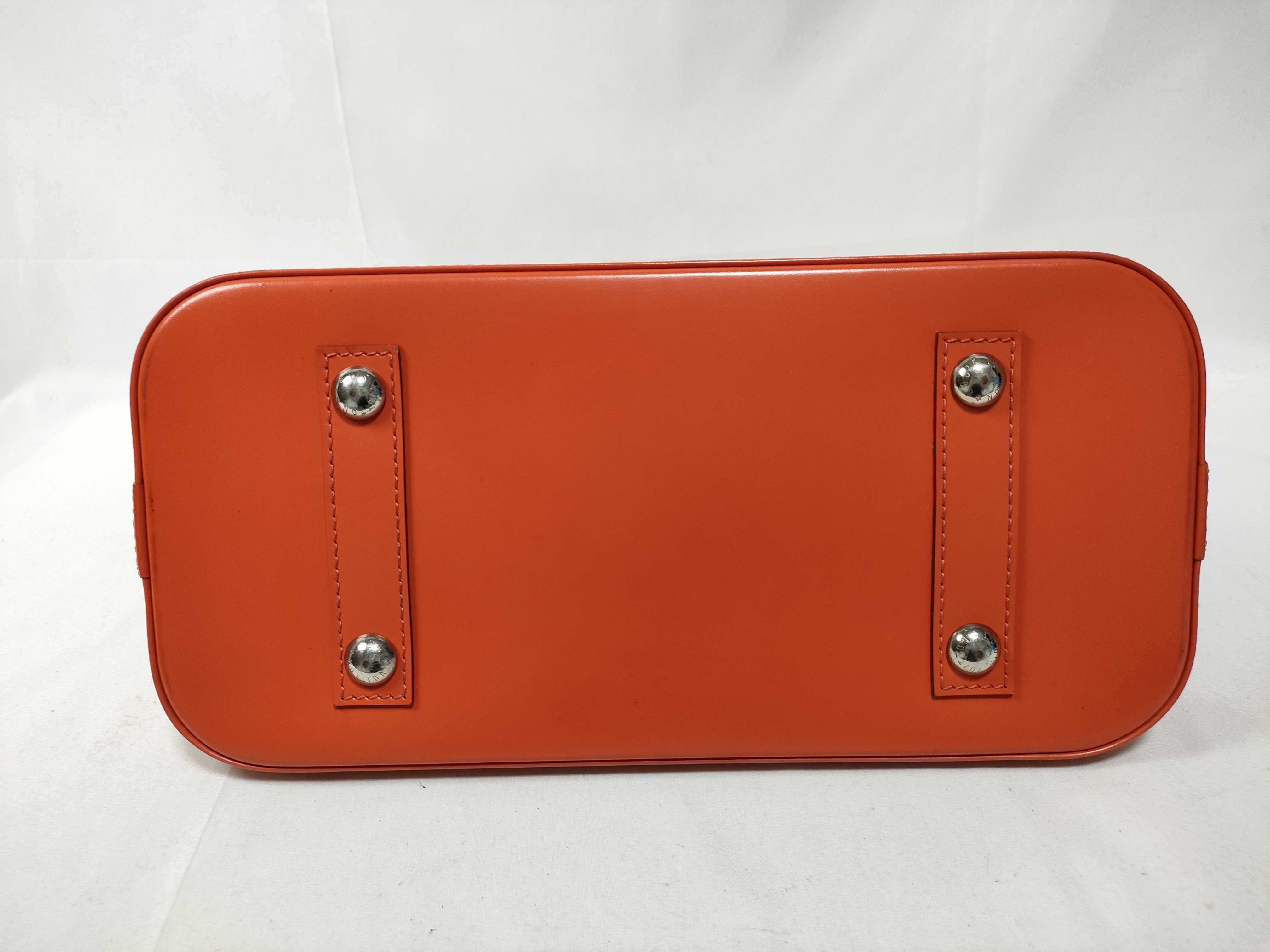 Epi Alma PM Handbag — view 3