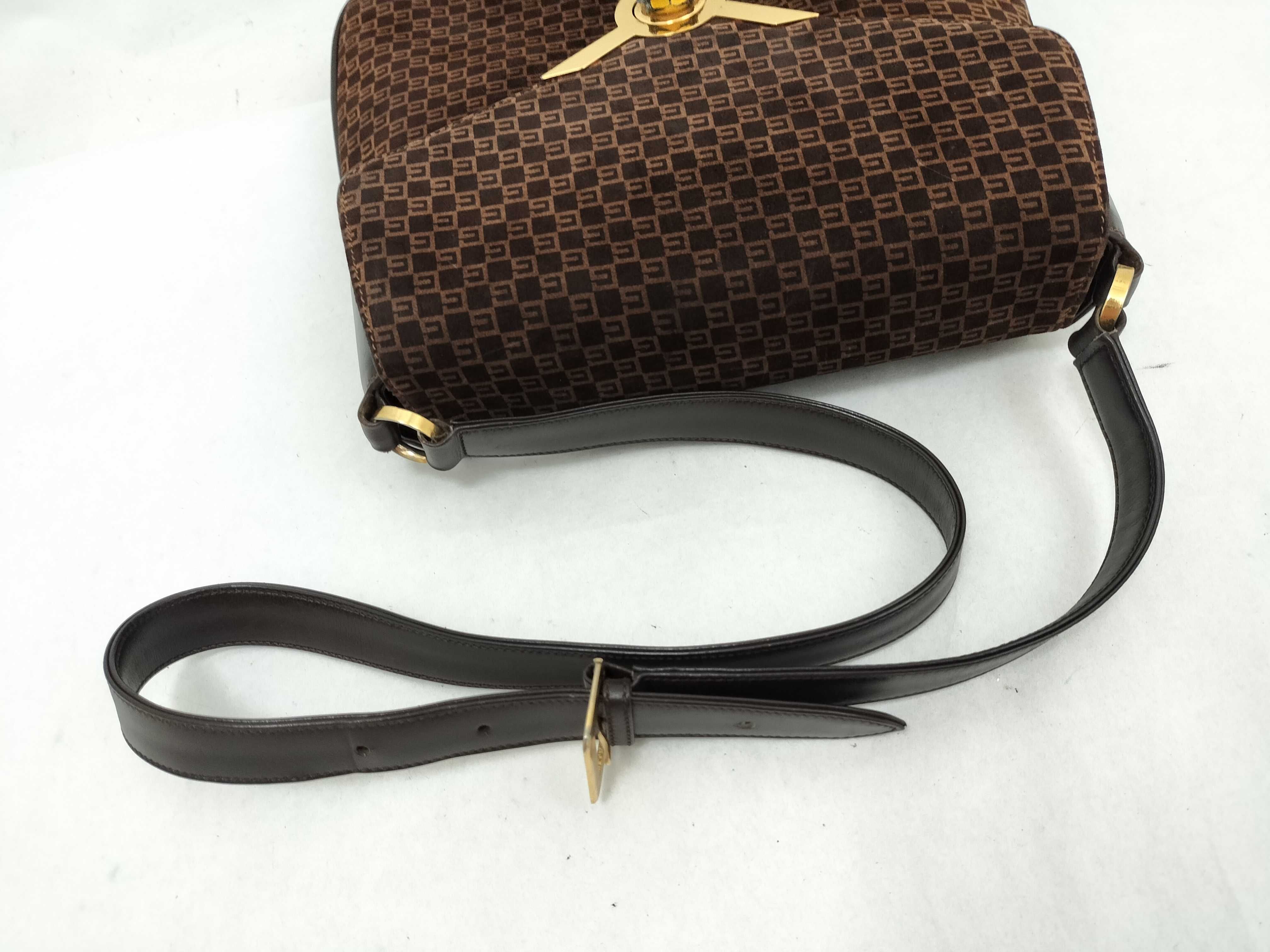 Old Gucci Tiger Head Motif Shoulder Bag Vintage Shoulder Bag — view 3