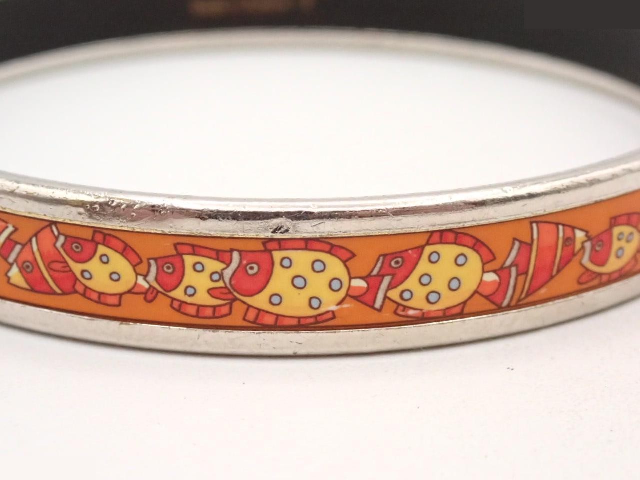 Enamel bangle, wrist circumference approximately 19.5 cm — view 3
