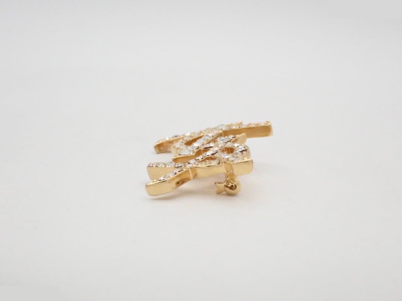 Other lines: Precious metals and brooches — view 3