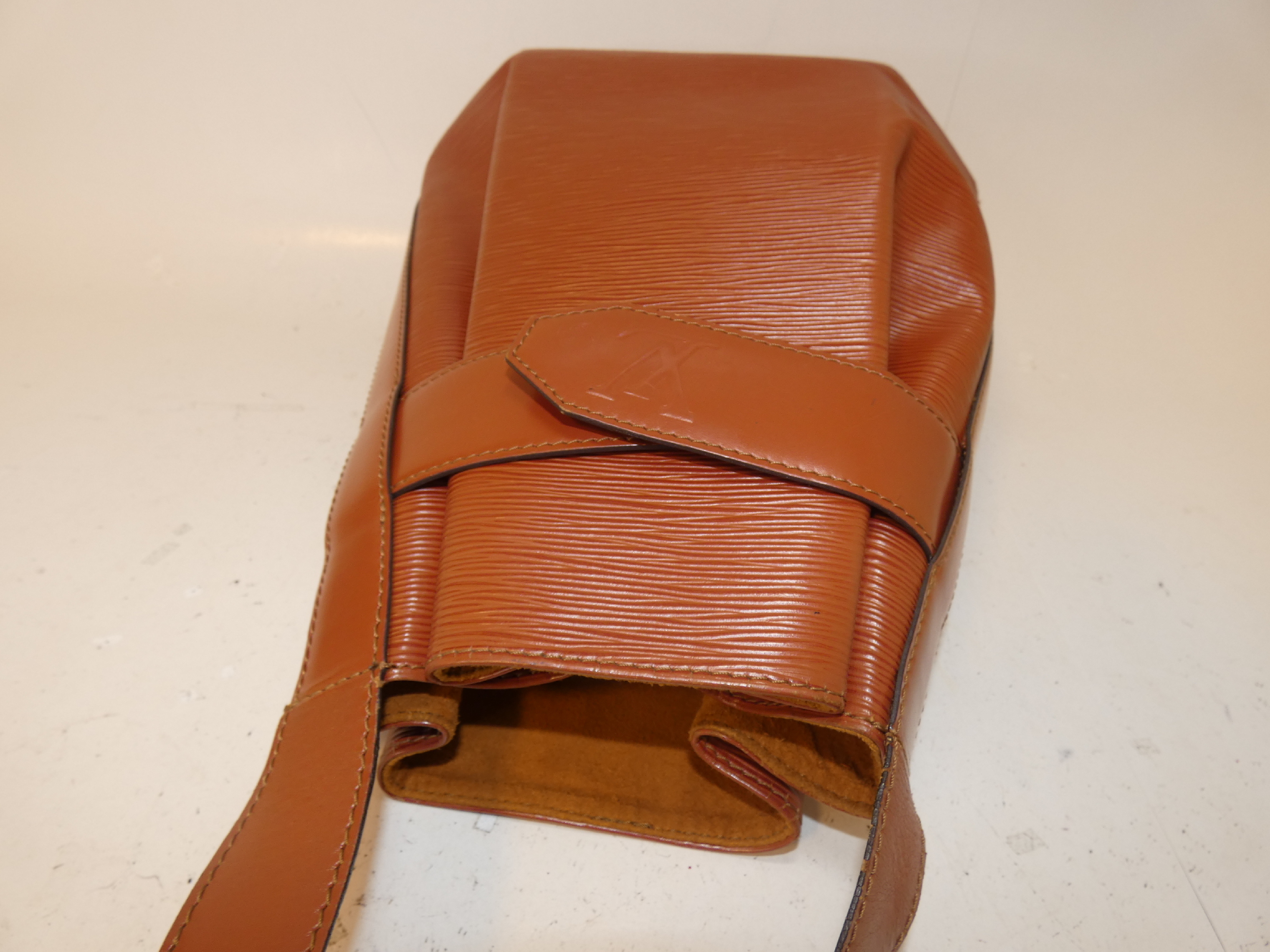 Epi Sac Depaule Brown Shoulder Bag — view 3