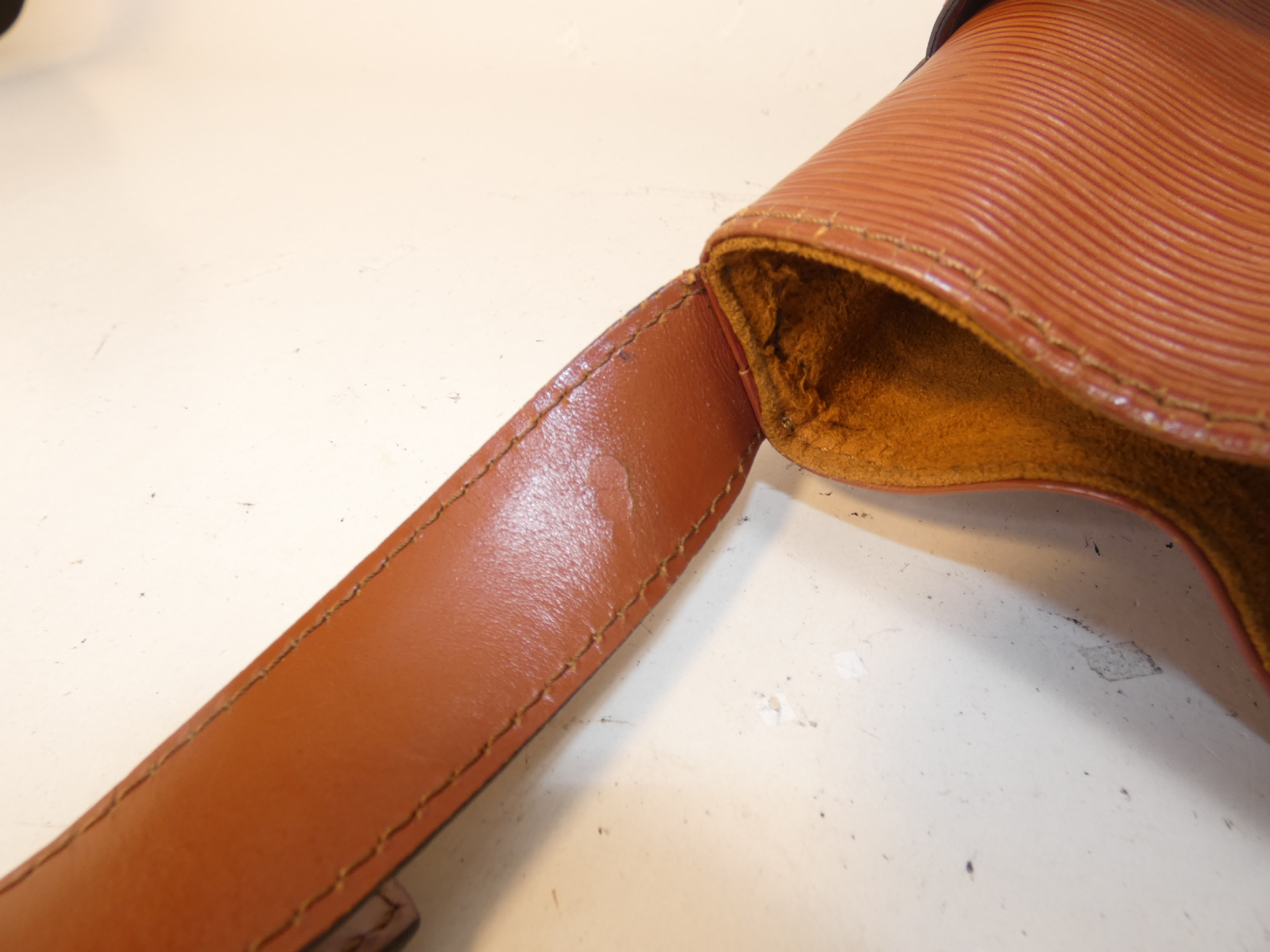 Epi Sac Depaule Brown Shoulder Bag — view 7