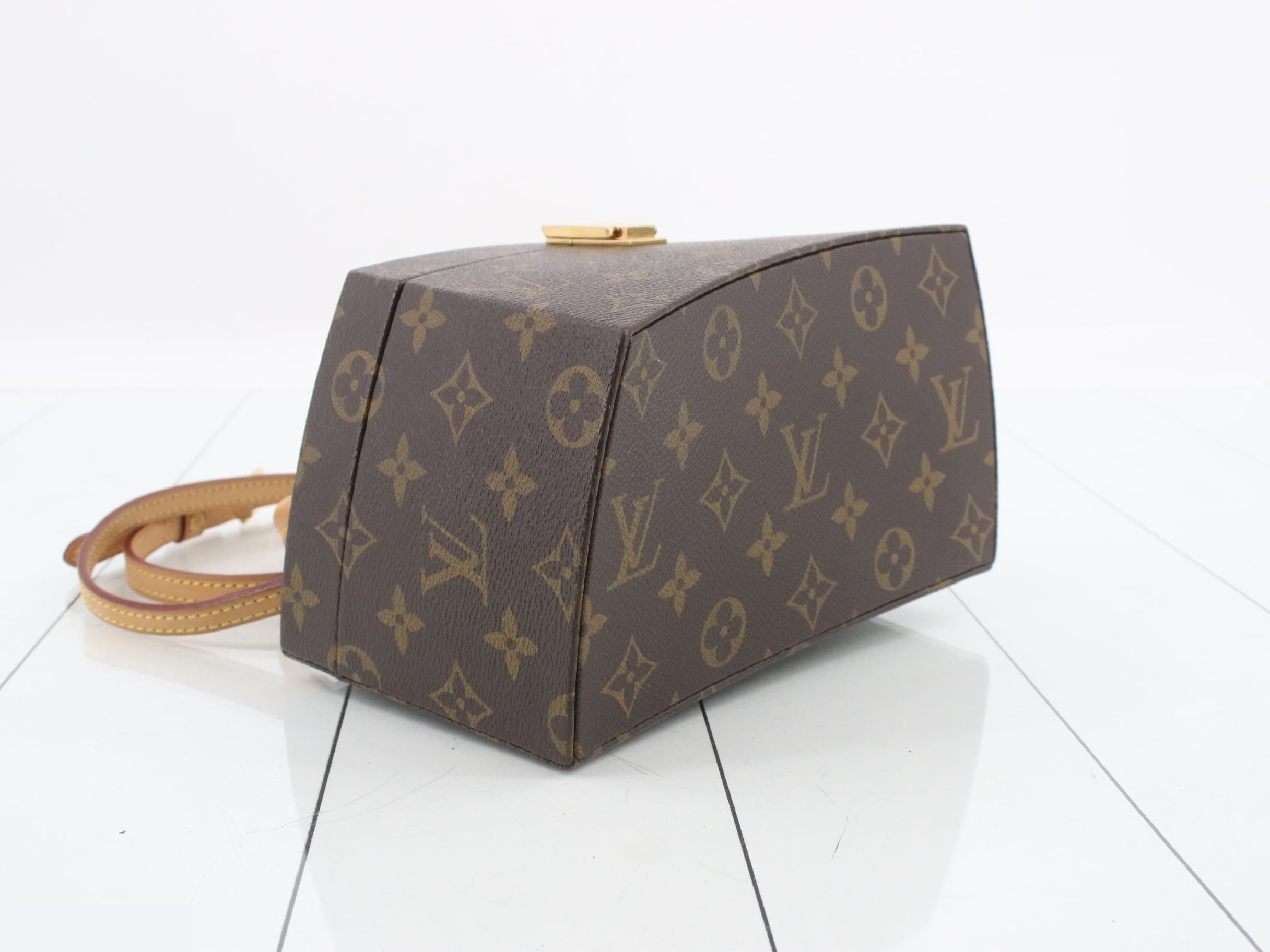 Monogram Twisted Box with Mirror IC — view 5