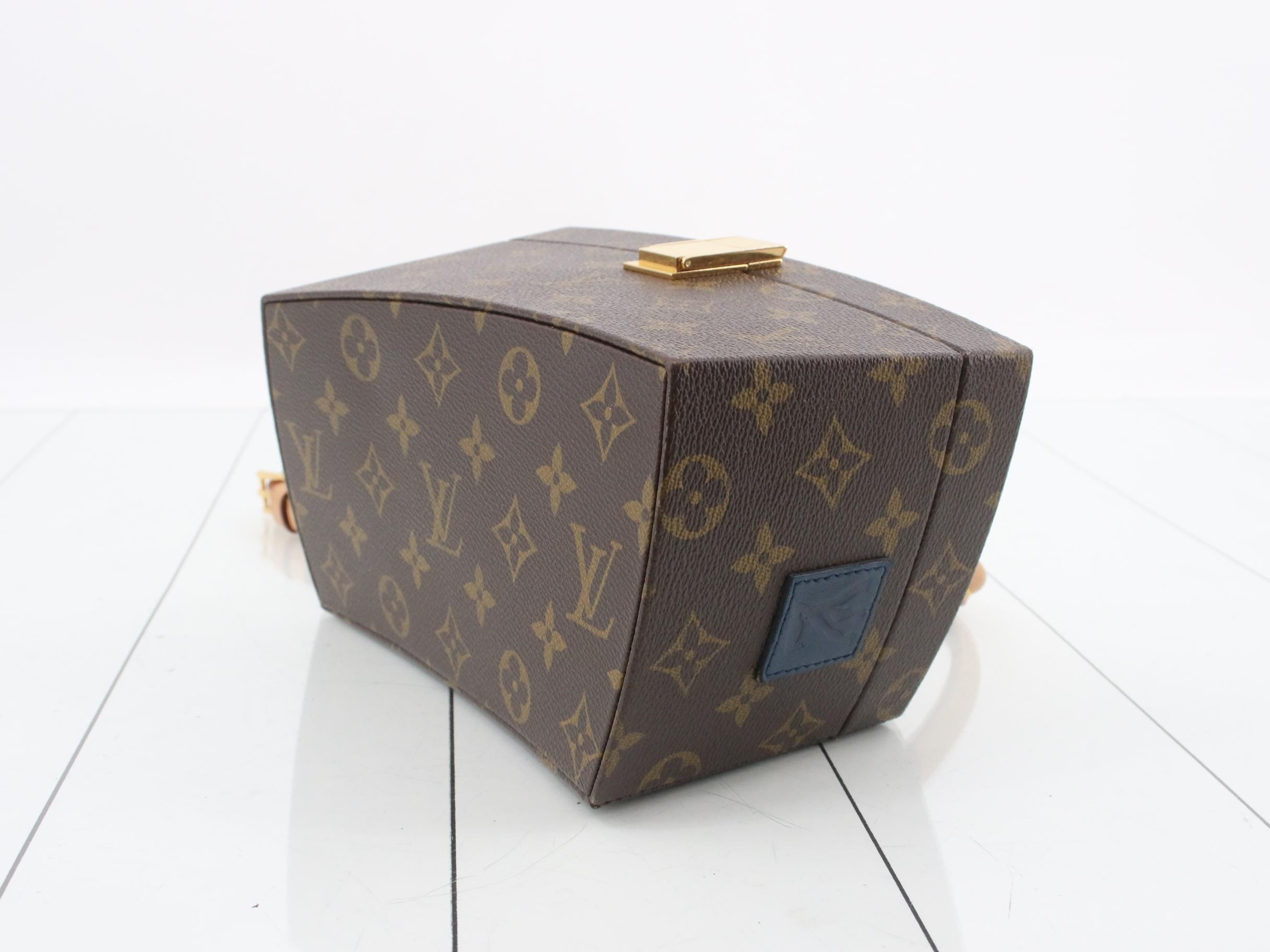 Monogram Twisted Box with Mirror IC — view 6