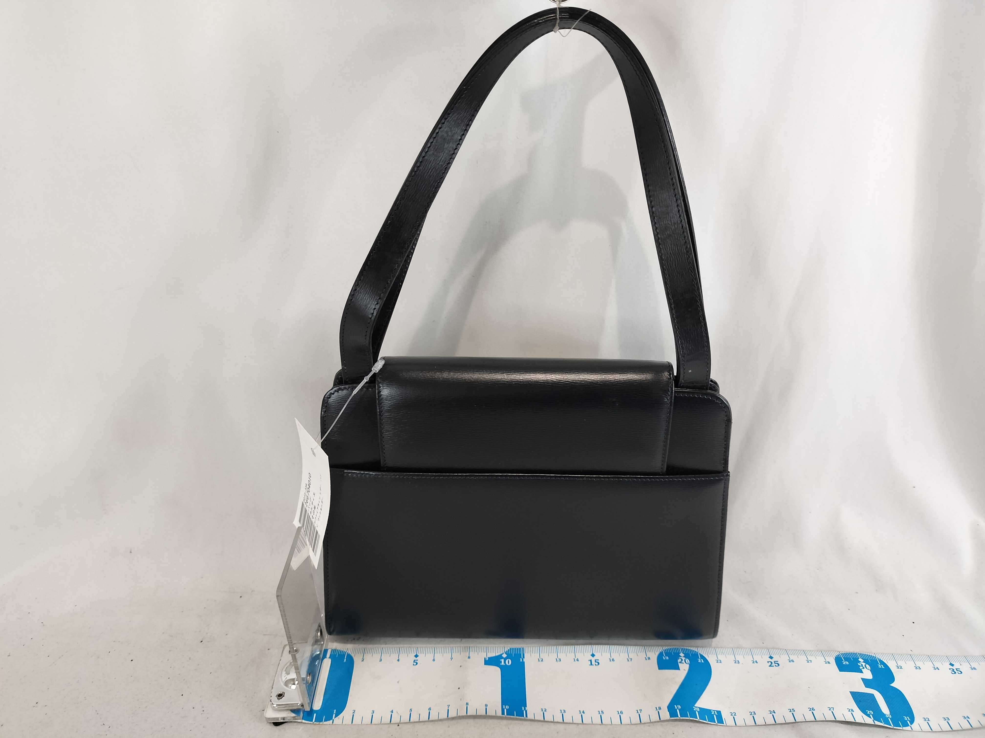 Sapphire Line Leather Hand One Shoulder Handbag — view 2