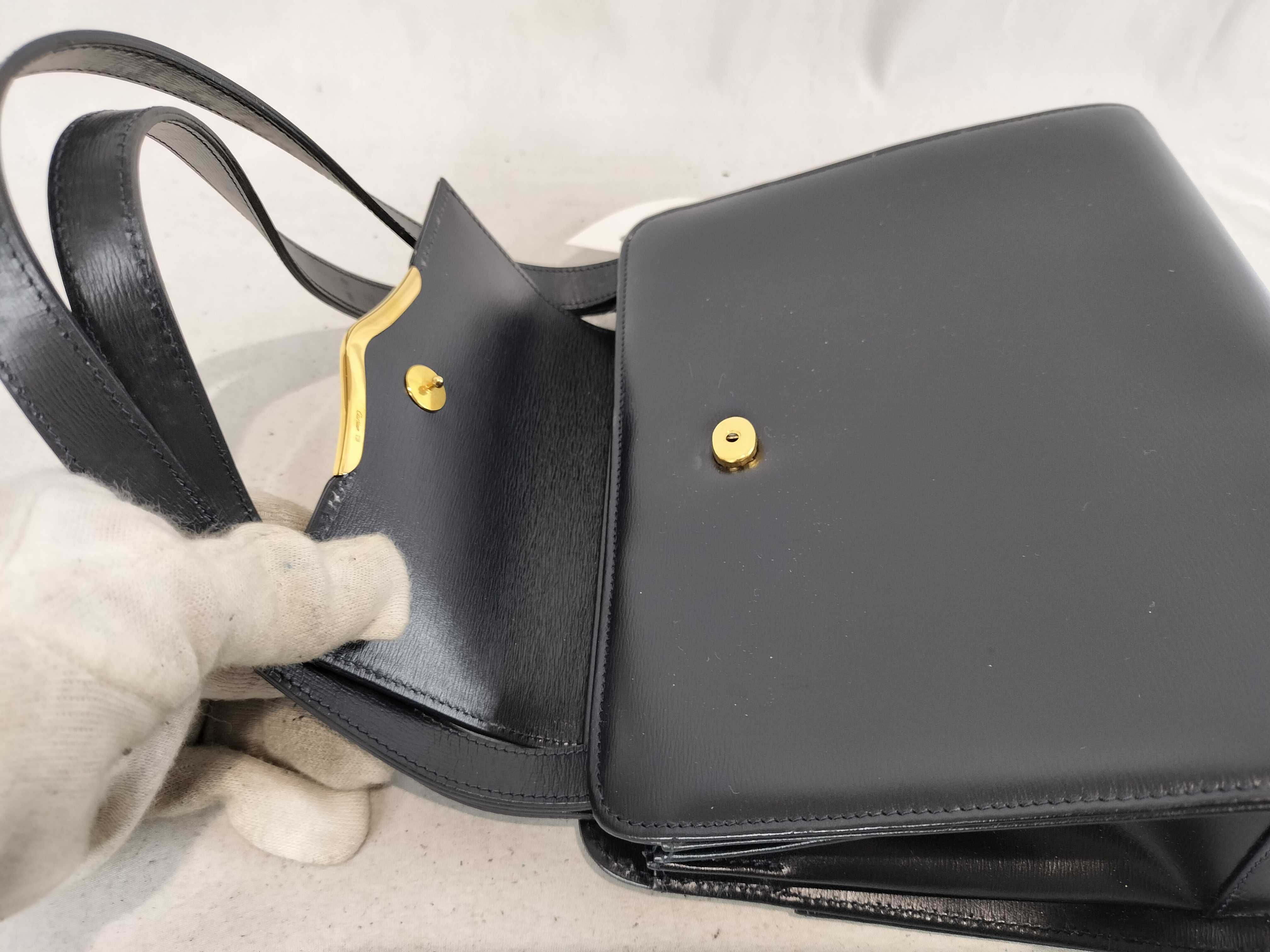 Sapphire Line Leather Hand One Shoulder Handbag — view 9