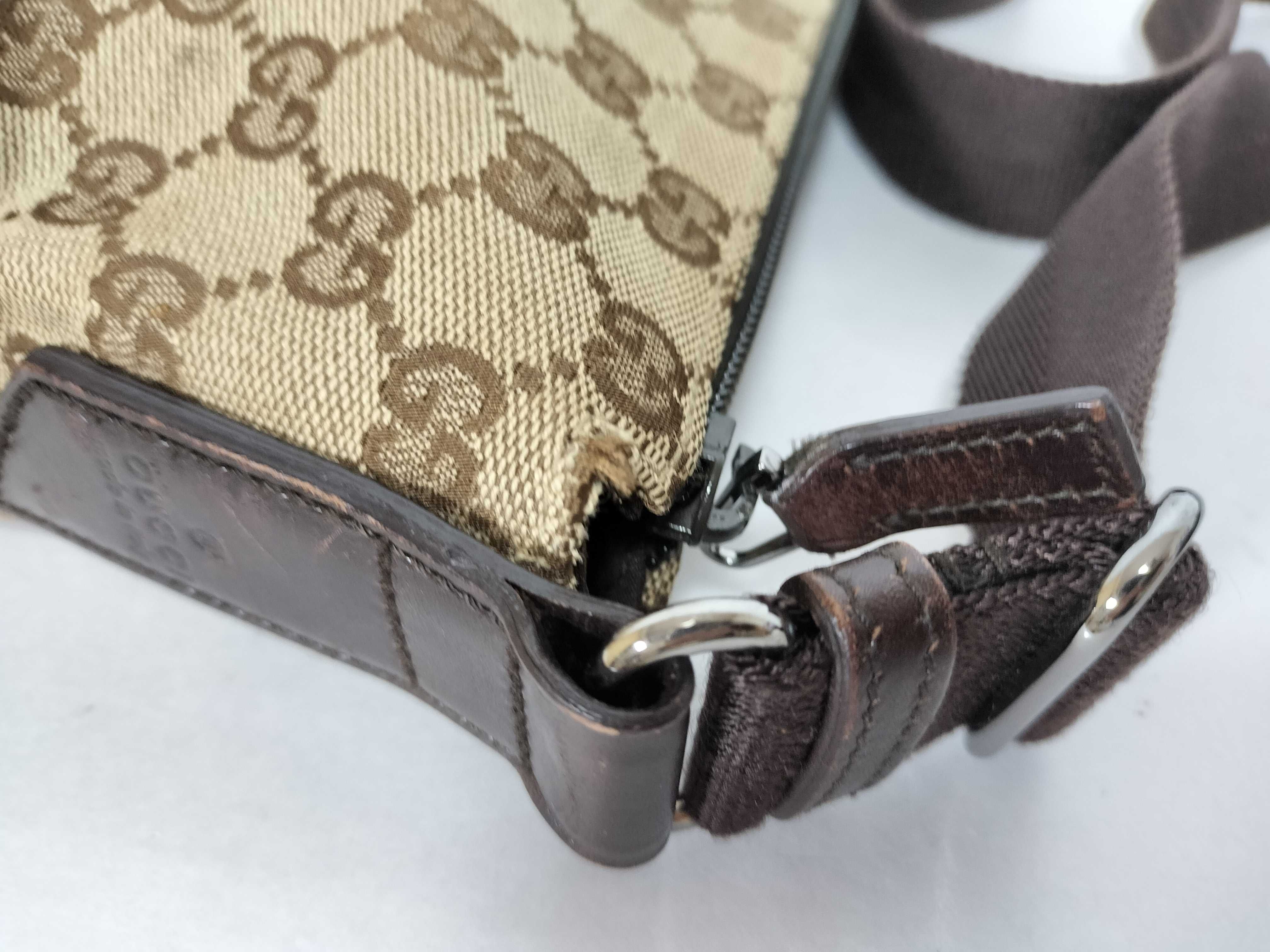 GG Canvas Shoulder Bag — view 5