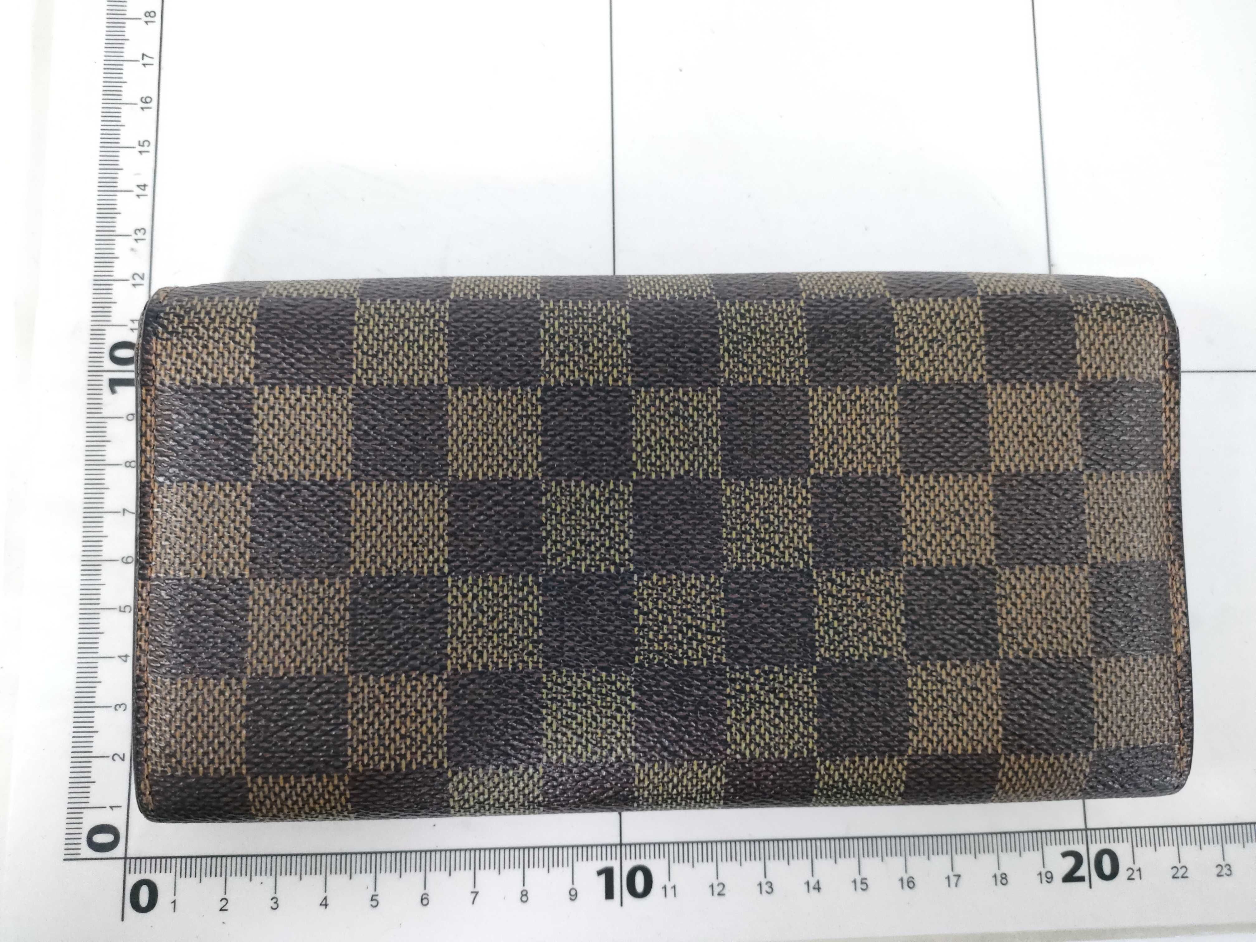 Damier Louis Vuitton Damier Portefeuille Sarah Long Wallet — view 2
