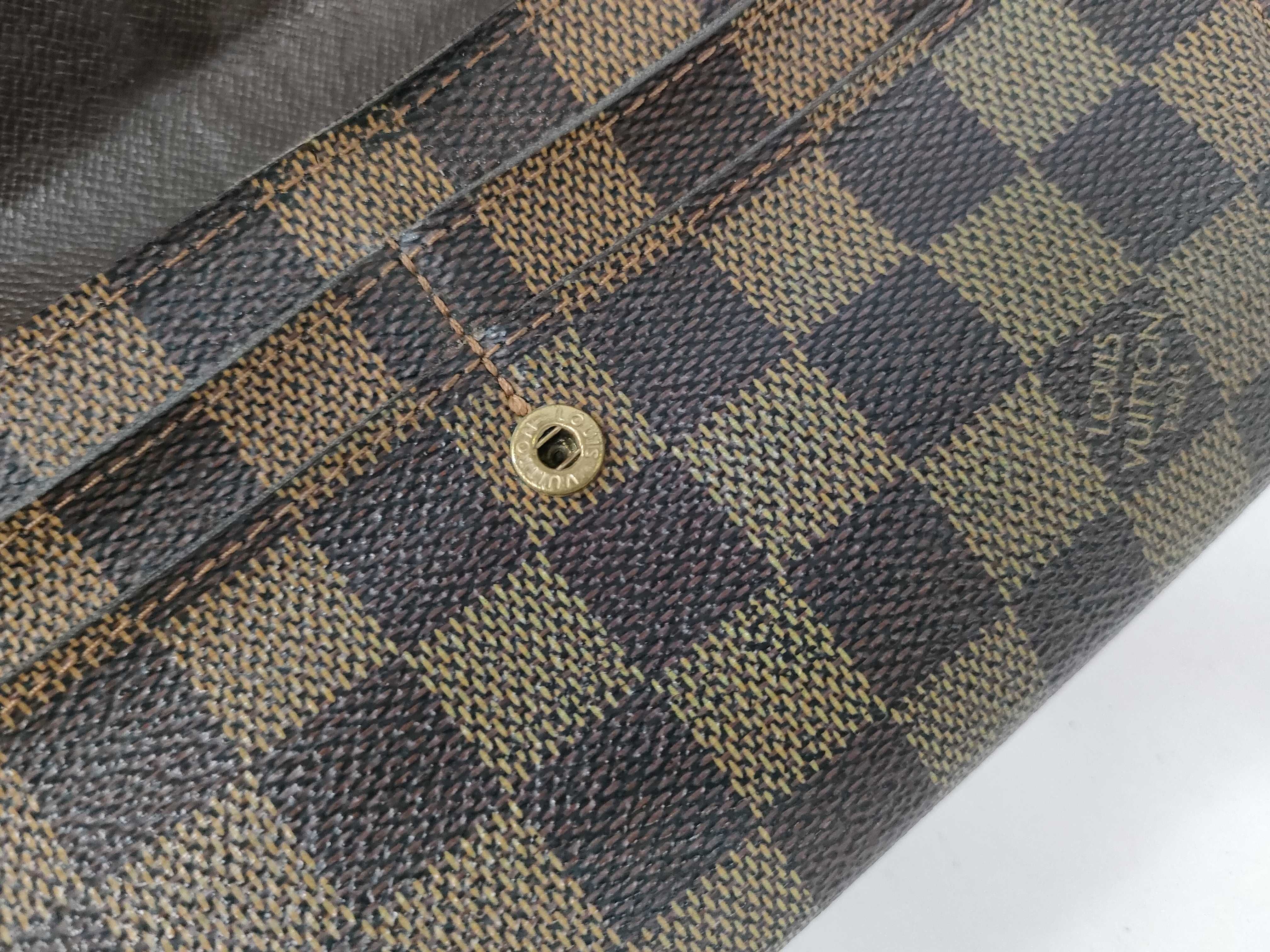 Damier Louis Vuitton Damier Portefeuille Sarah Long Wallet — view 14