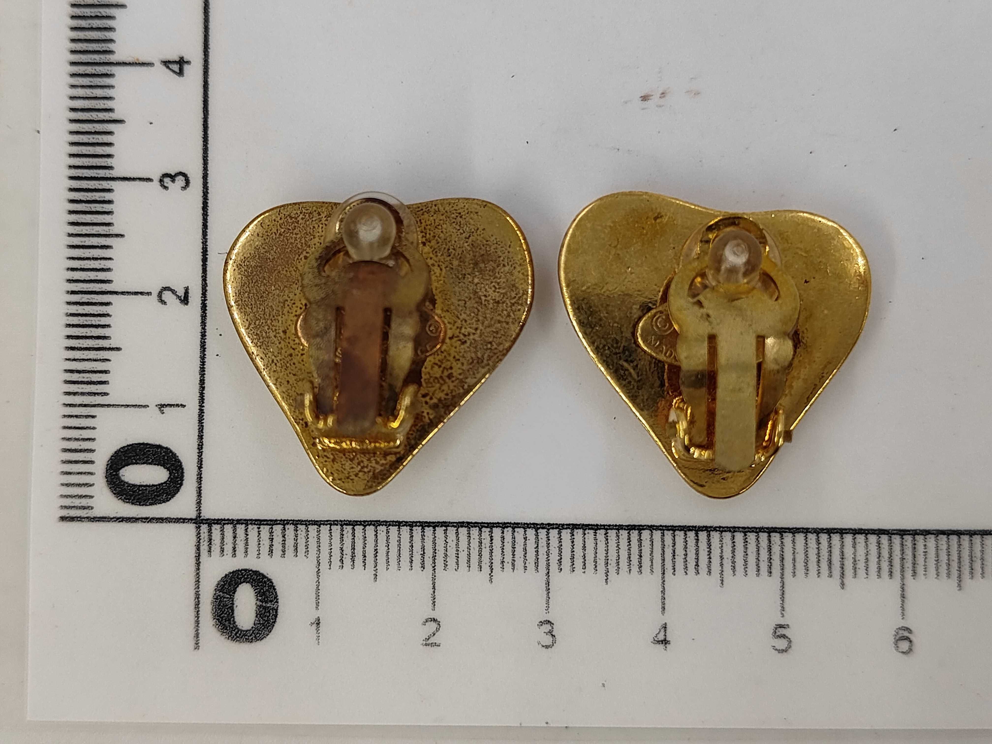Coco Mark Heart Earrings 93P Earrings — view 2