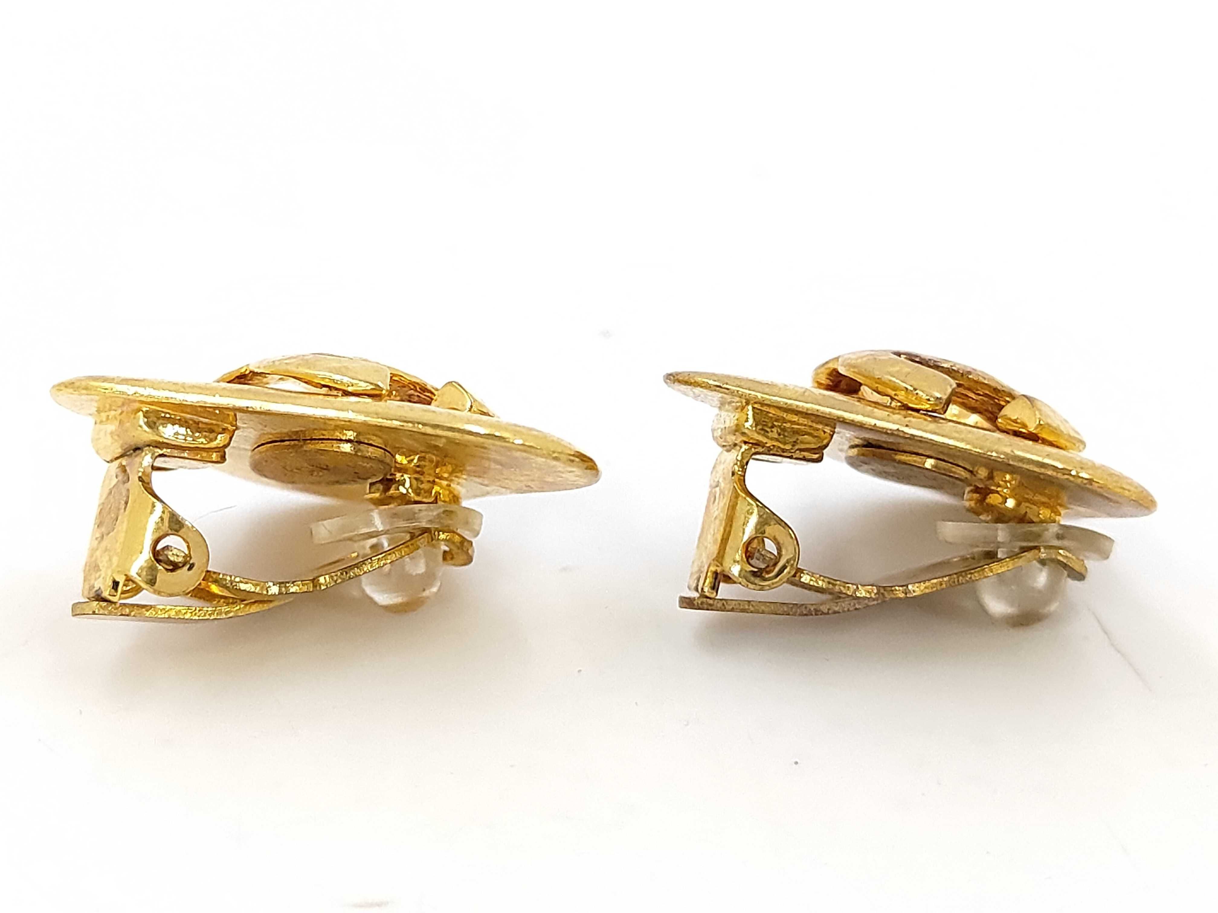 Coco Mark Heart Earrings 93P Earrings — view 3