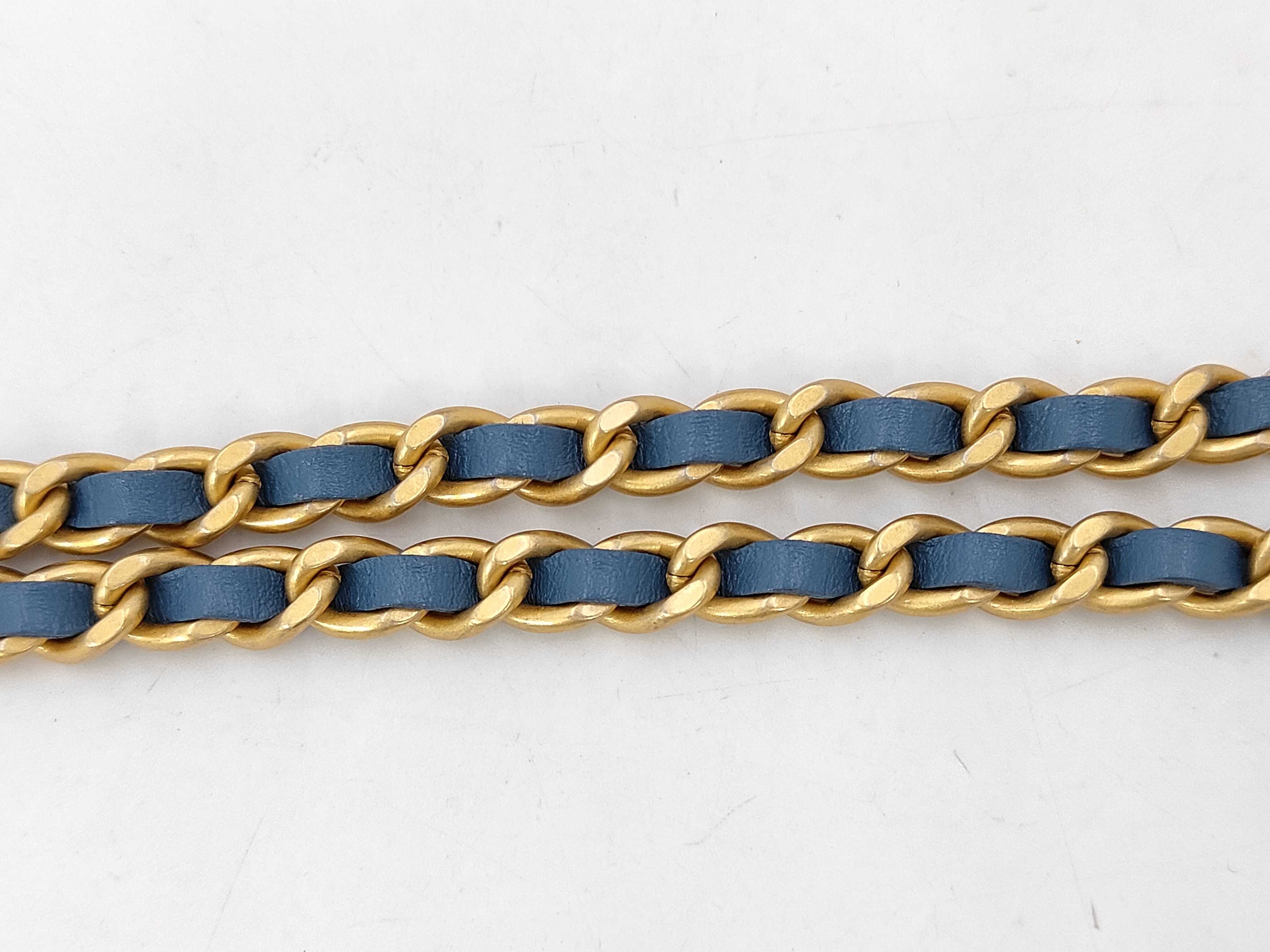 Chain Shoulder Bag — view 6
