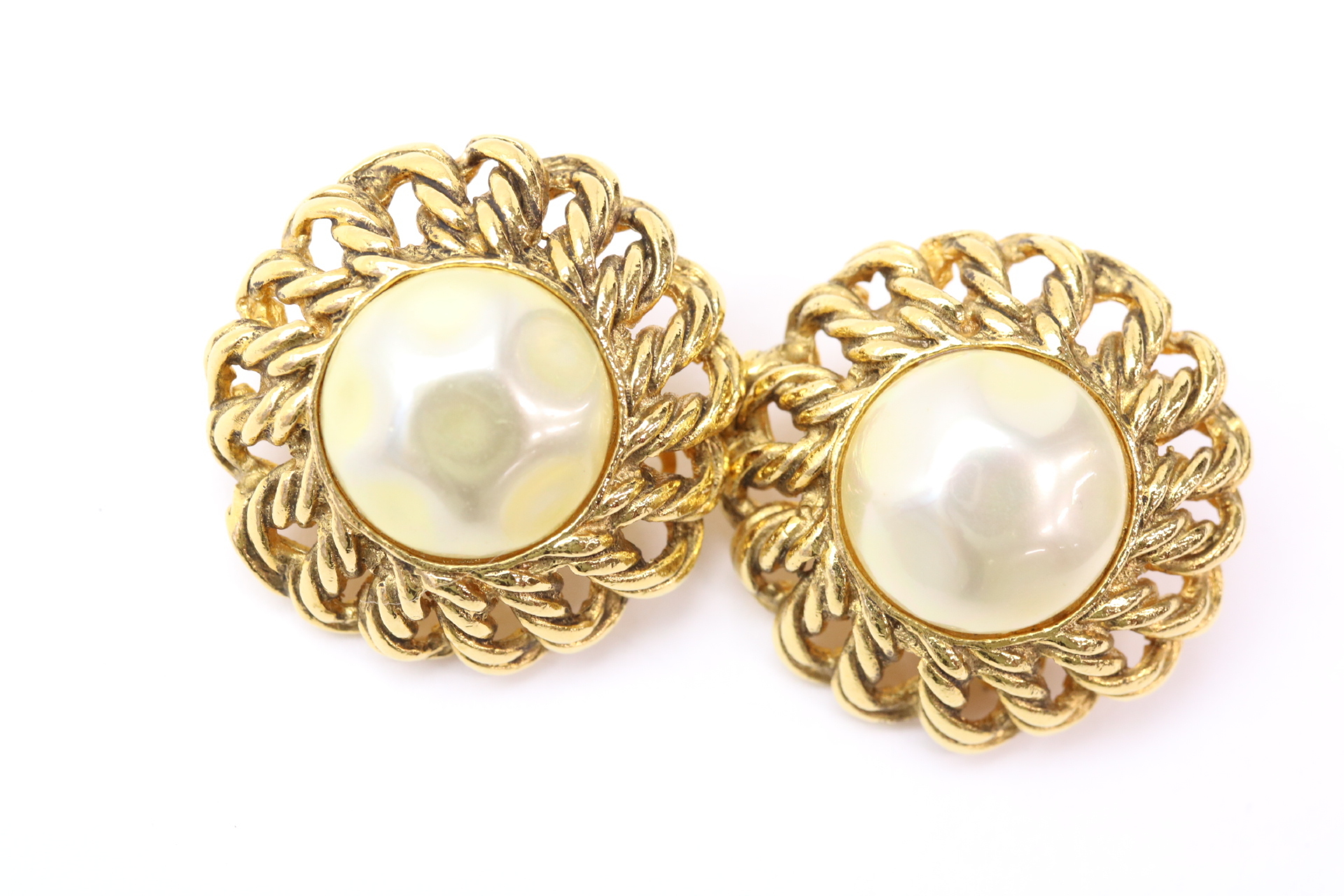 Round Chain Pearl Earrings, Size 23 — view 7