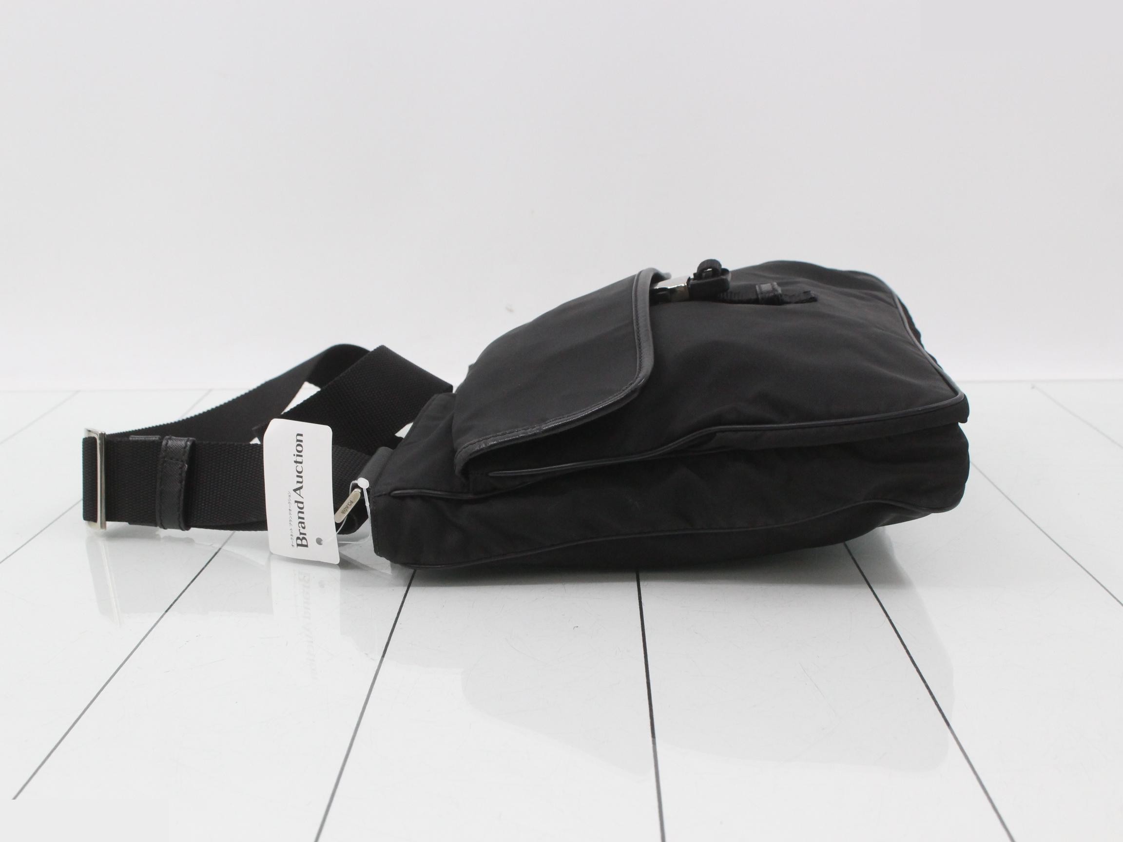 Shoulder bag — view 4