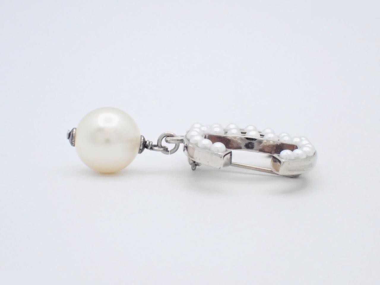 Coco Mark Pearl Brooch — view 3