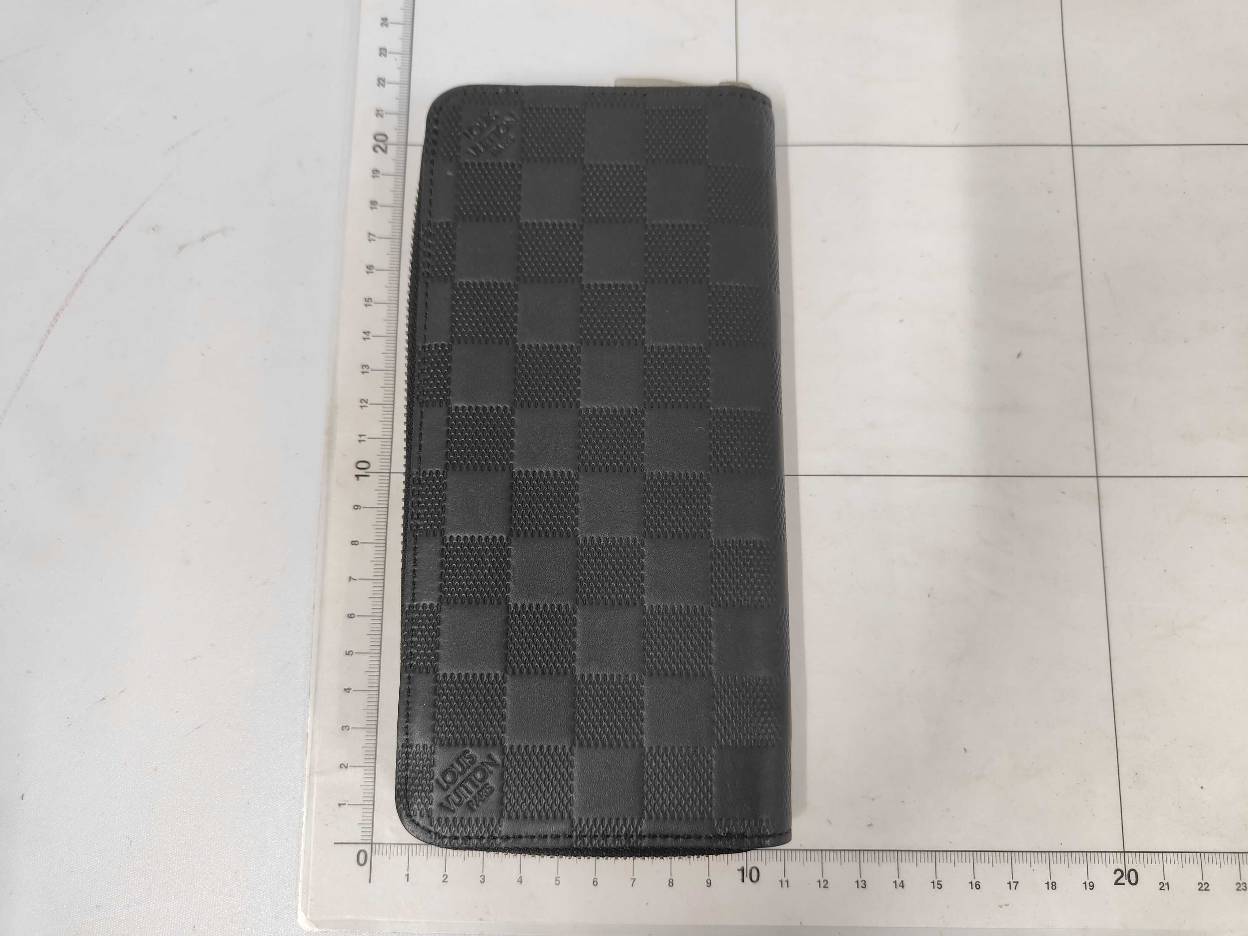 Damier Infini Zippy Wallet — view 2