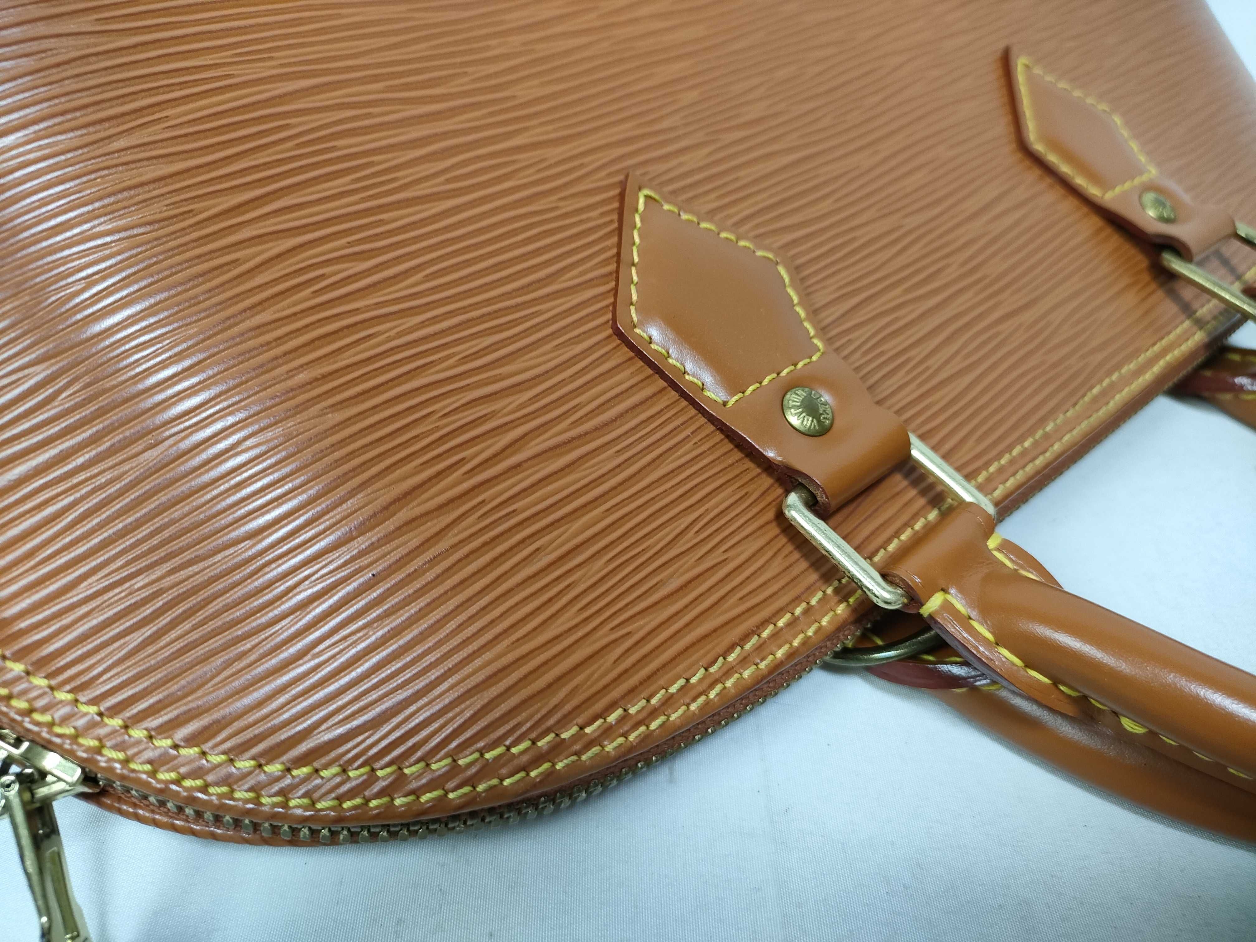Epi Leather Alma M52148 AR0022 Brown Handbag with Initials — view 12
