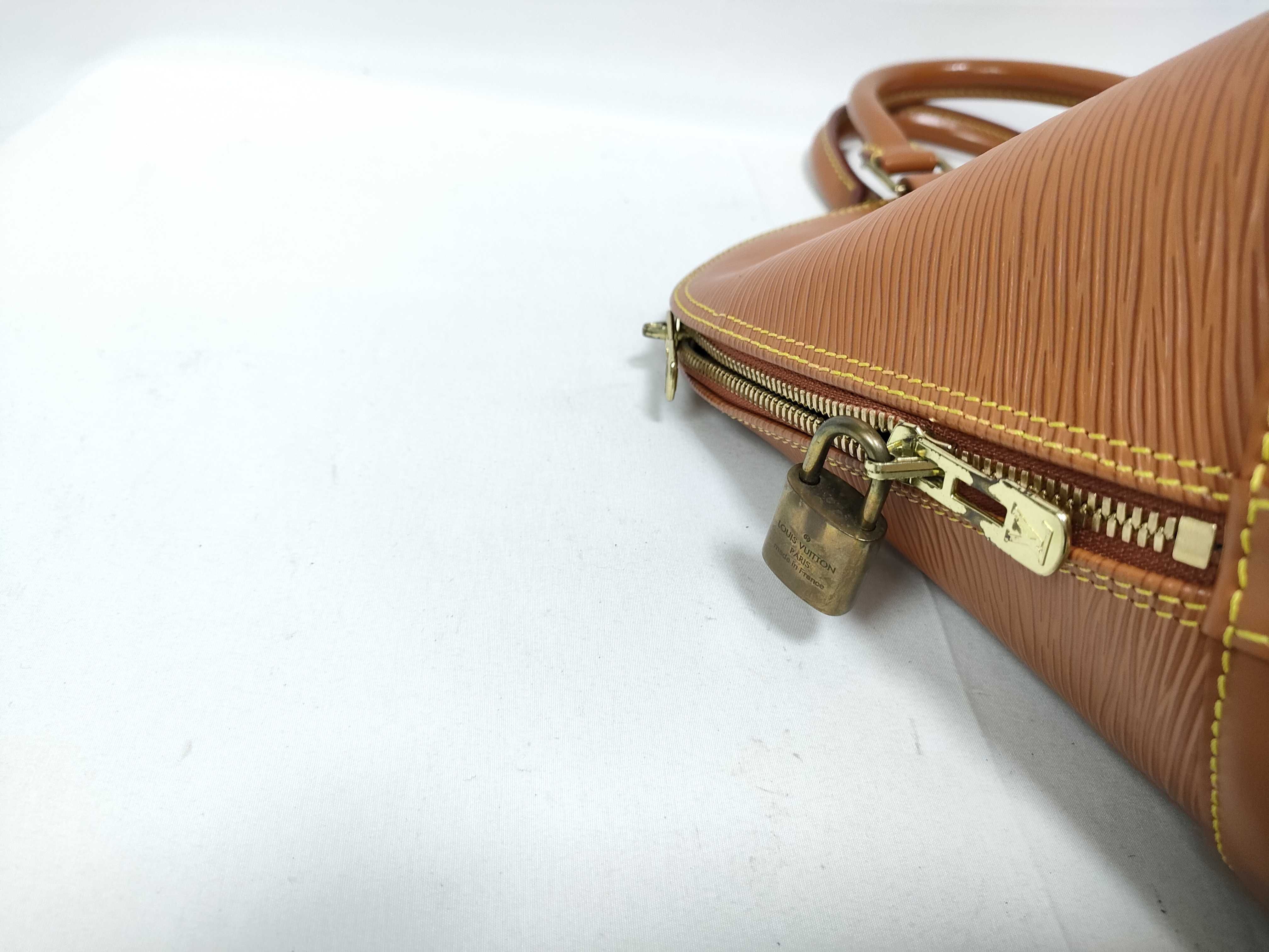 Epi Leather Alma M52148 AR0022 Brown Handbag with Initials — view 6