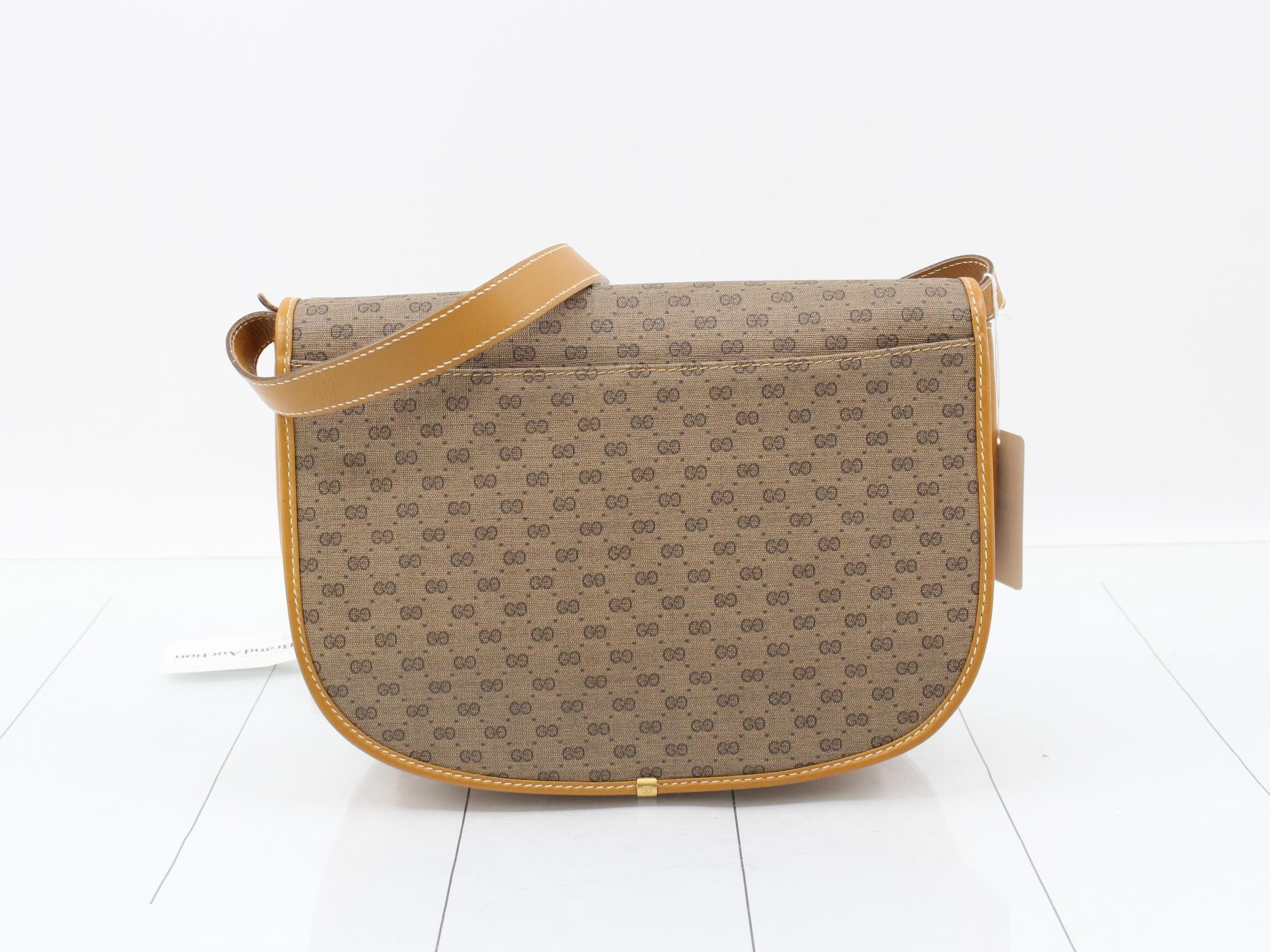 Micro Guccisima shoulder bag — view 2