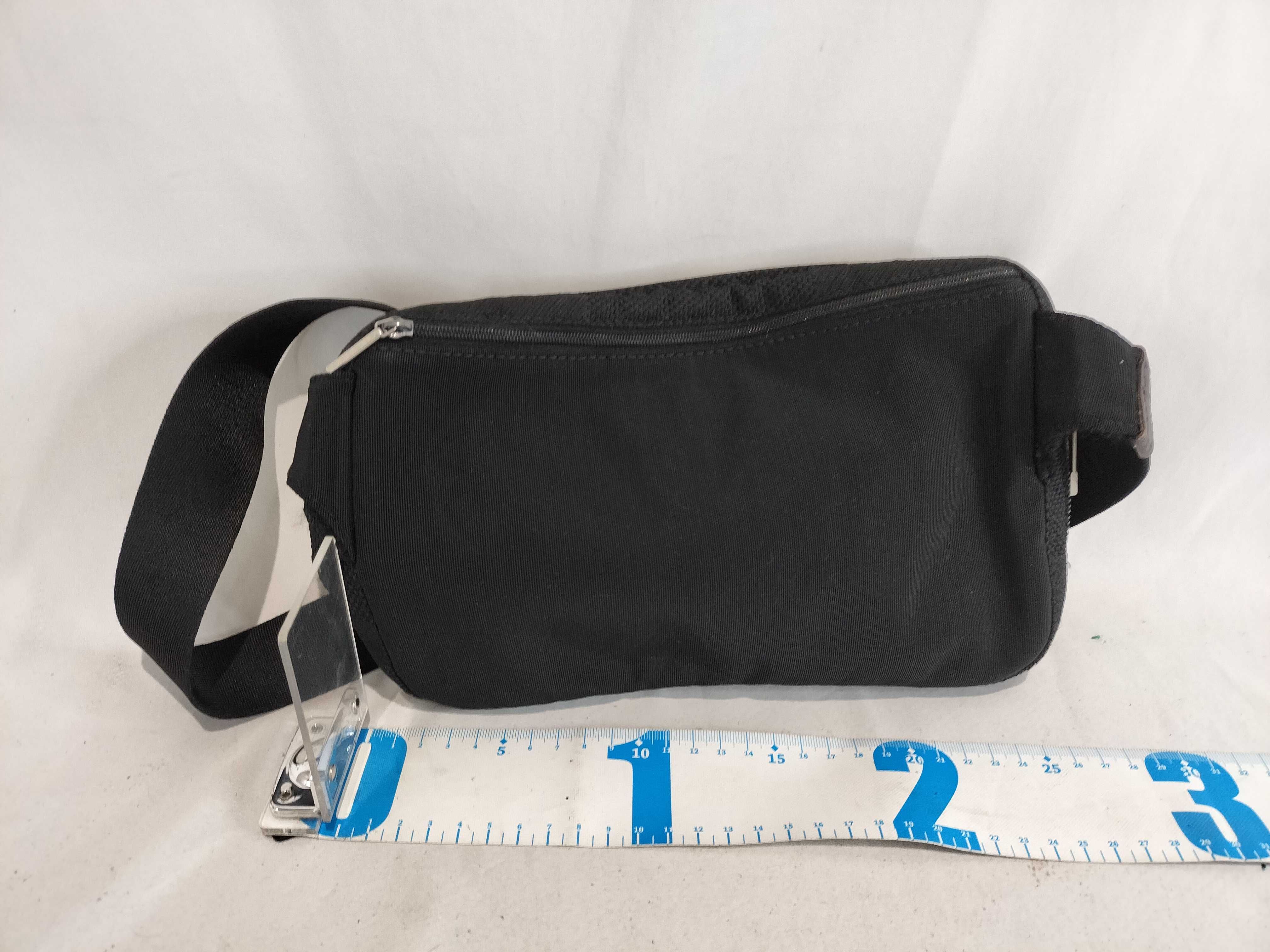 Damier Geant Body Bag — view 3