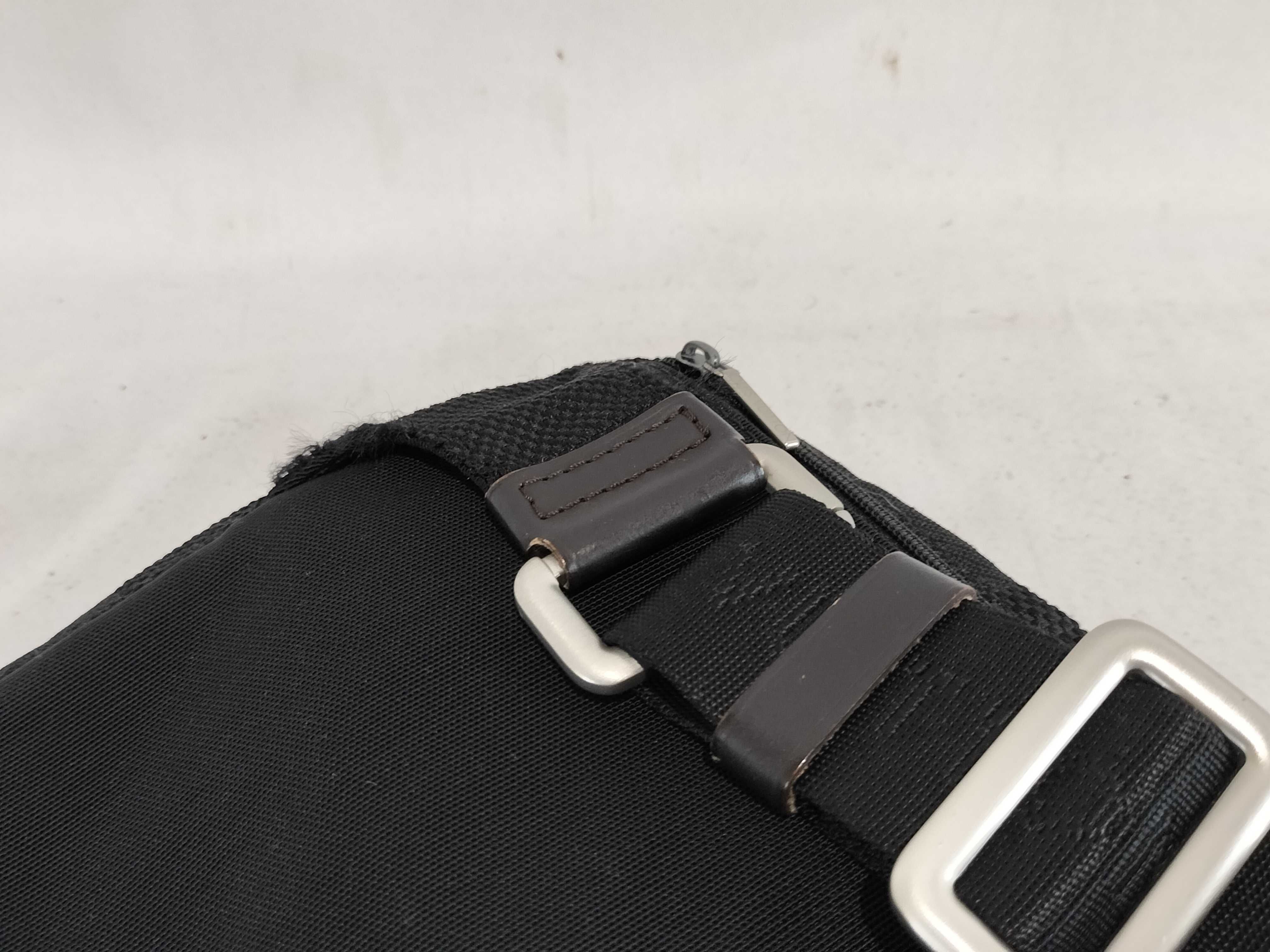 Damier Geant Body Bag — view 6