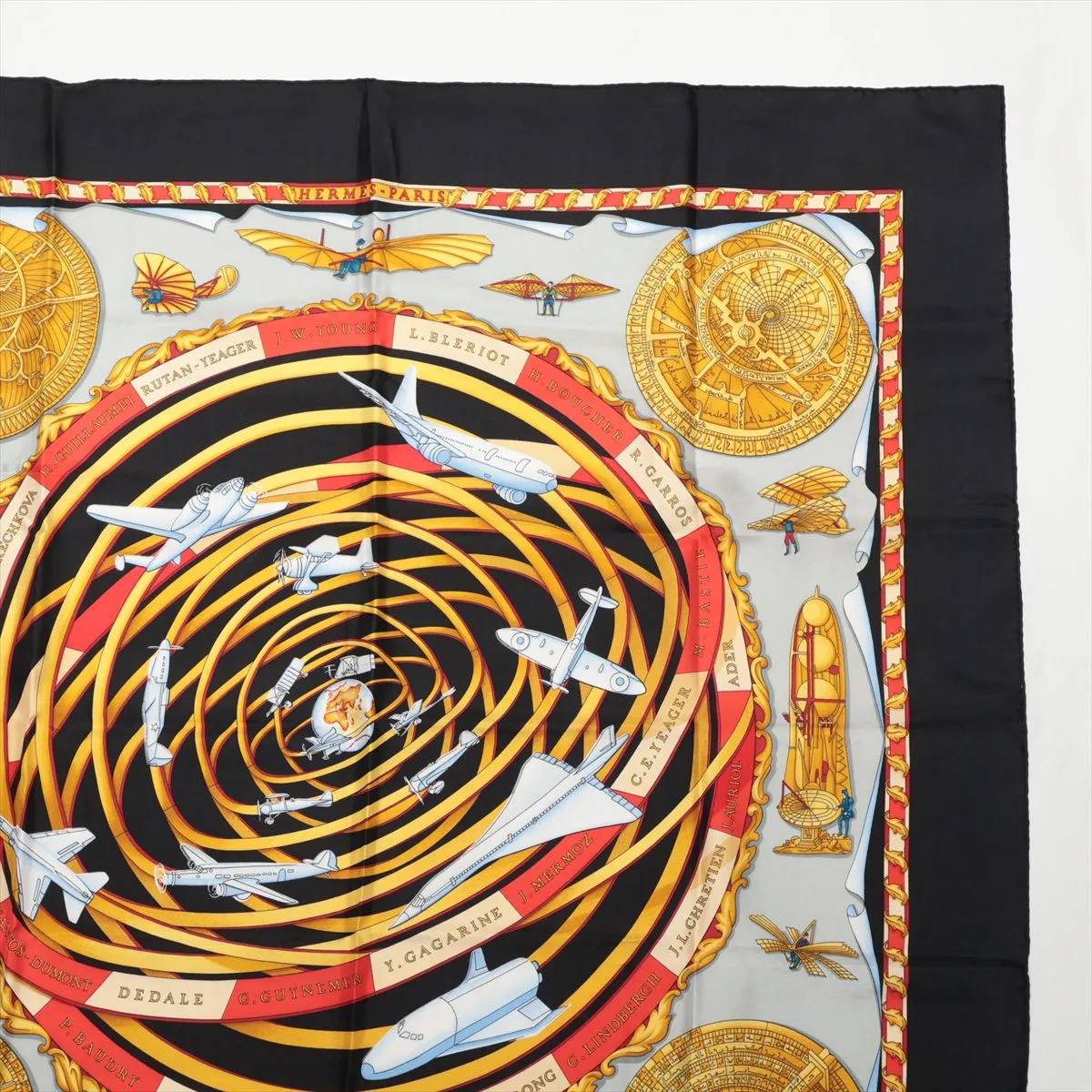 Carre 90 REVES D`ESPACE Dream Space Scarf Silk Black — view 3
