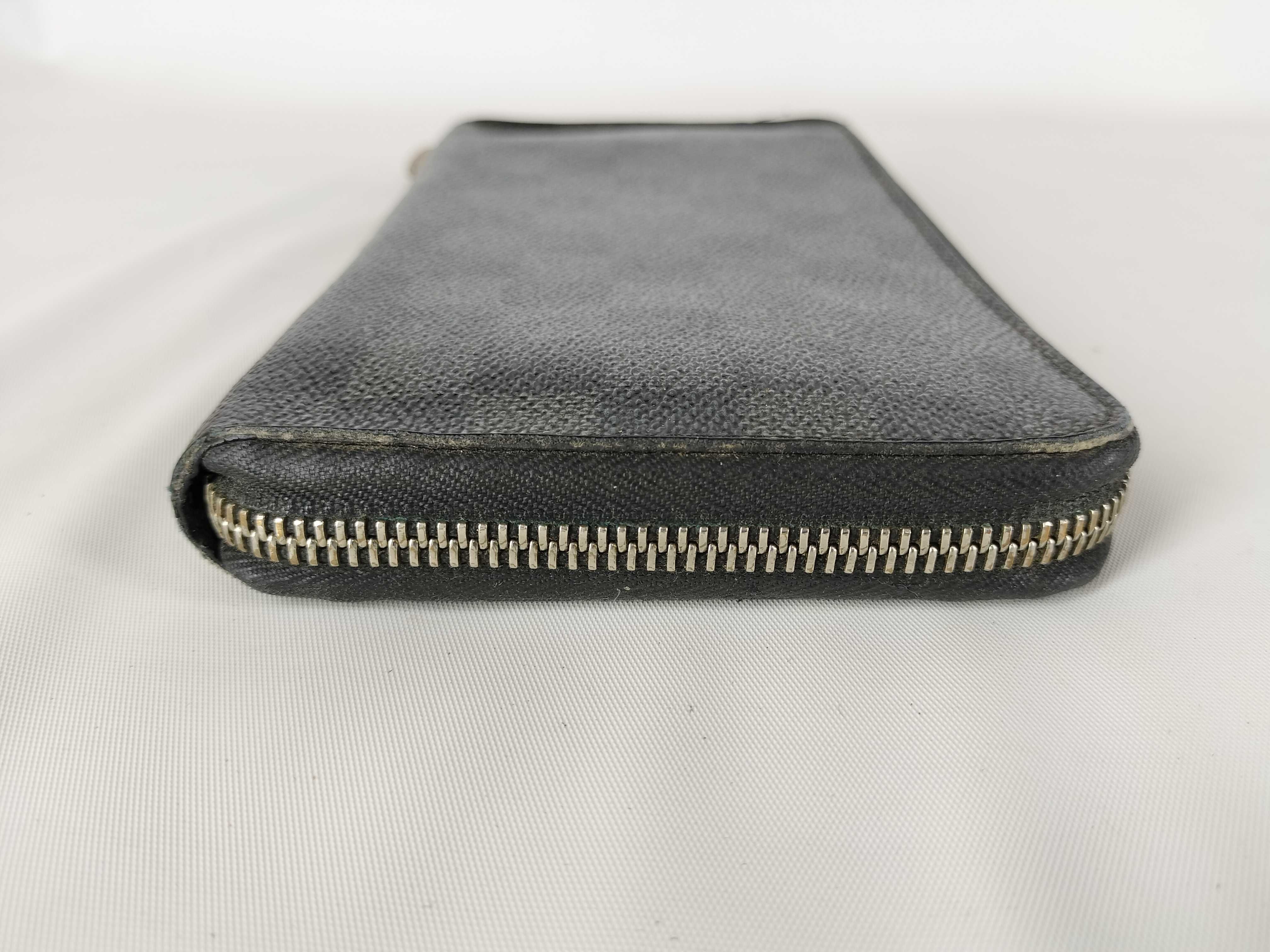 Damier Graphite Zippy Organizer Wallet — view 3
