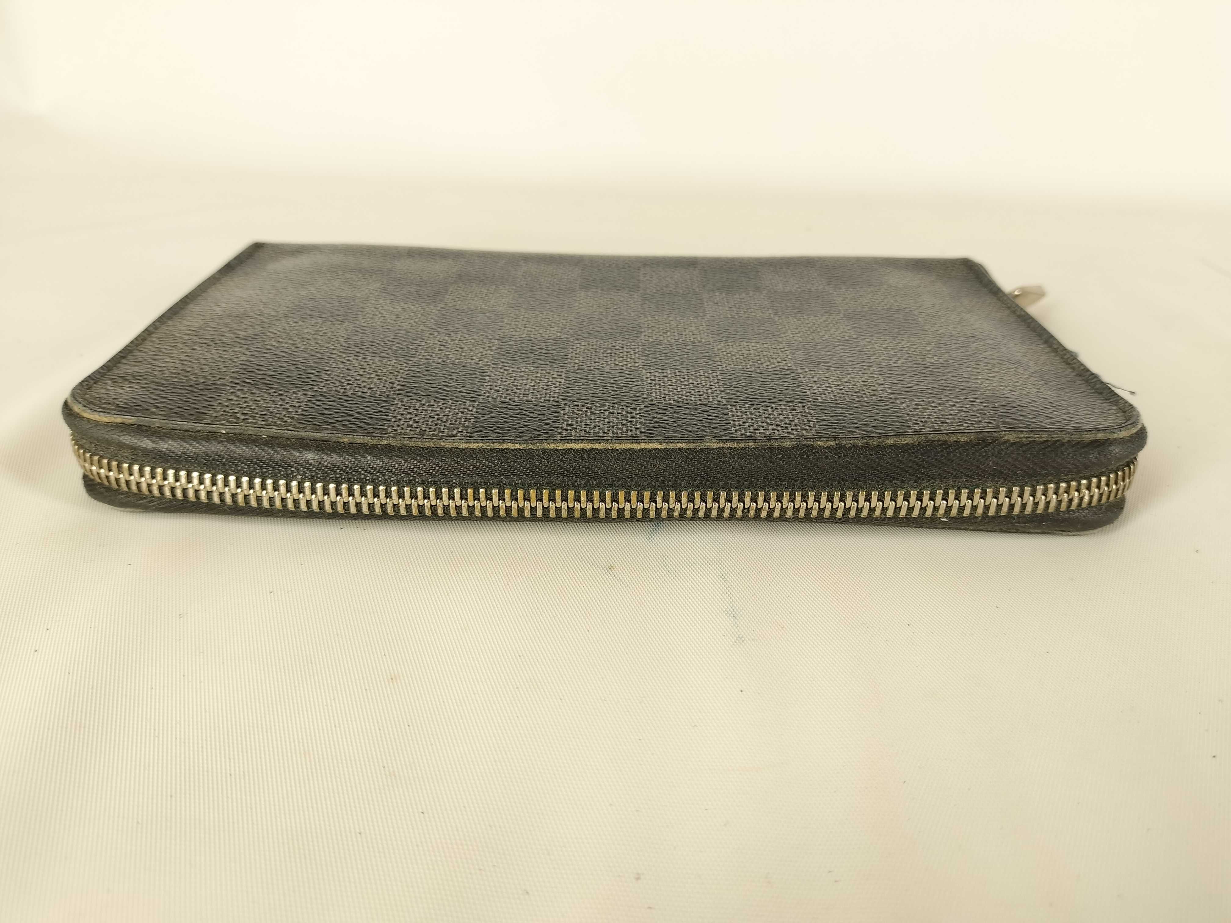 Damier Graphite Zippy Organizer Wallet — view 4