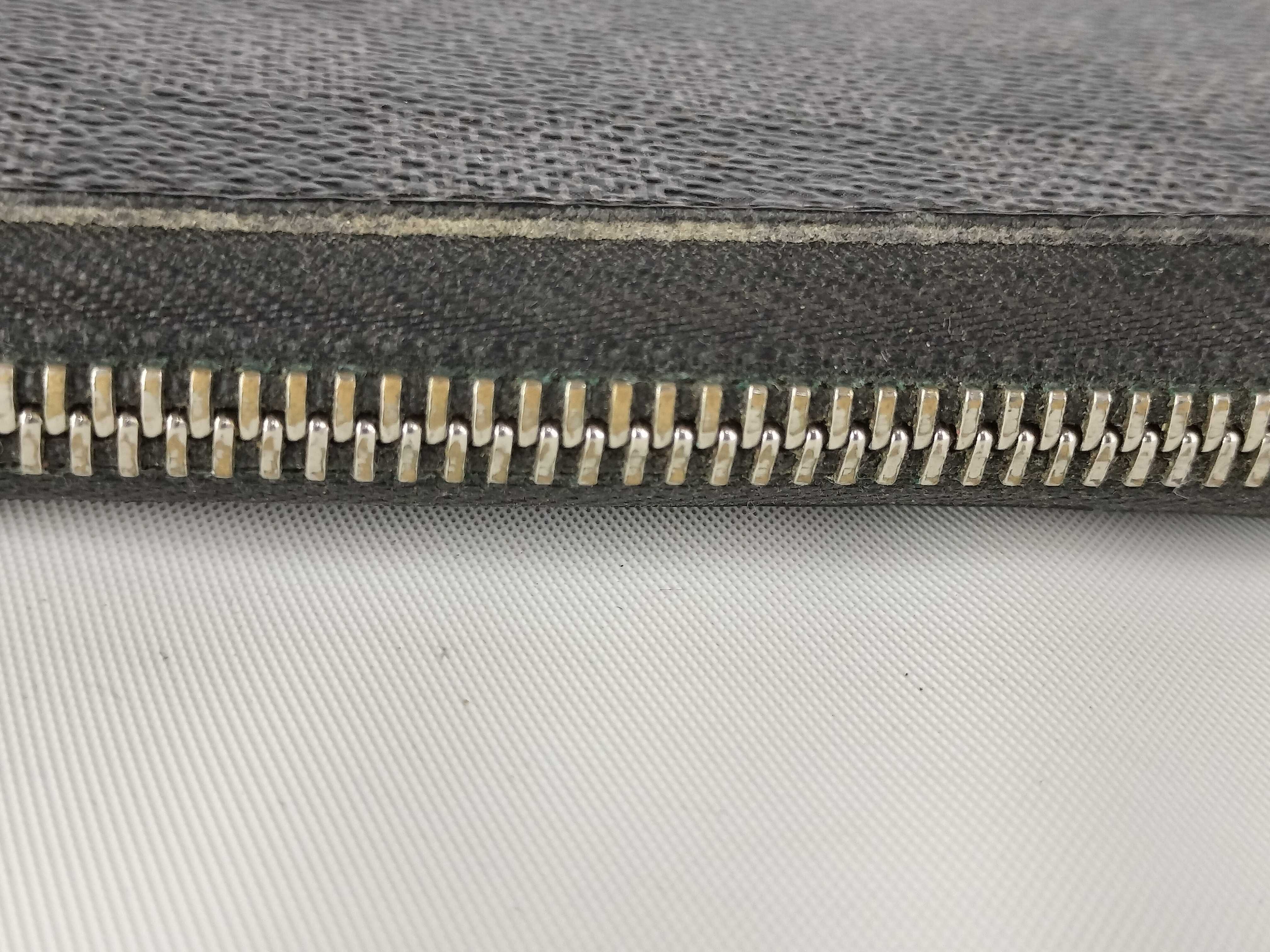 Damier Graphite Zippy Organizer Wallet — view 6