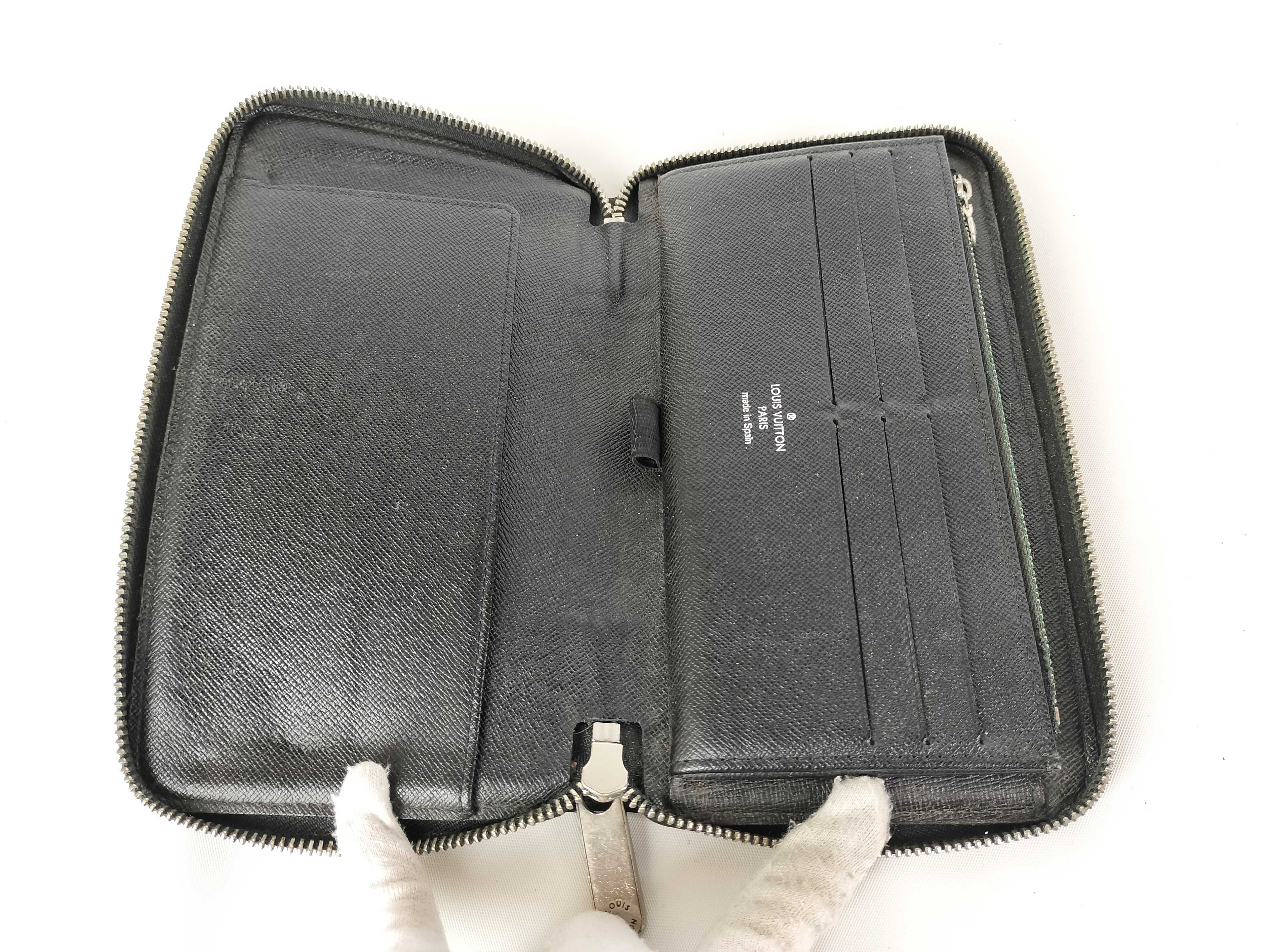 Damier Graphite Zippy Organizer Wallet — view 7