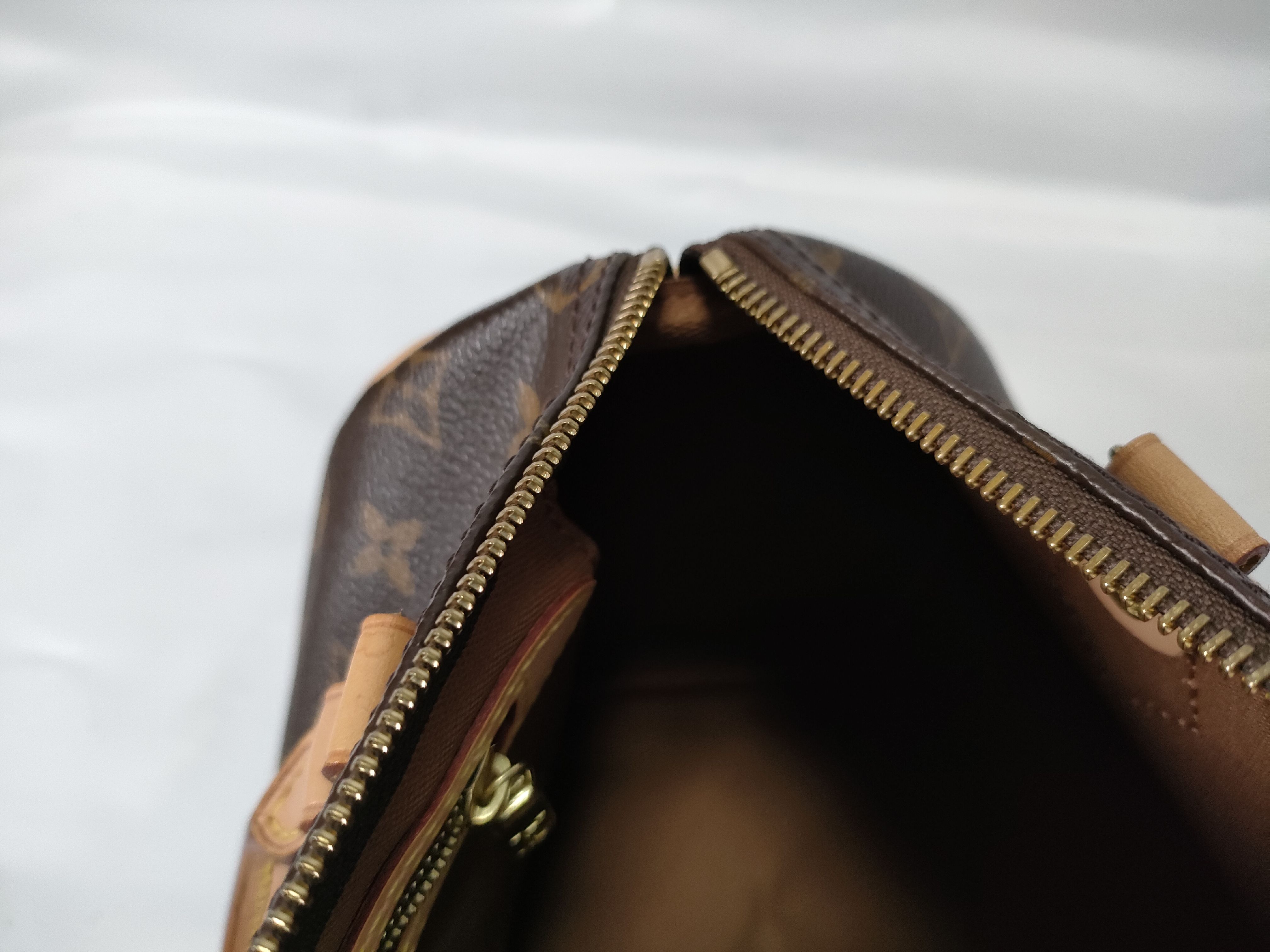 Monogram Speedy 25 Boston Bag with Dust Bag and Box — view 13