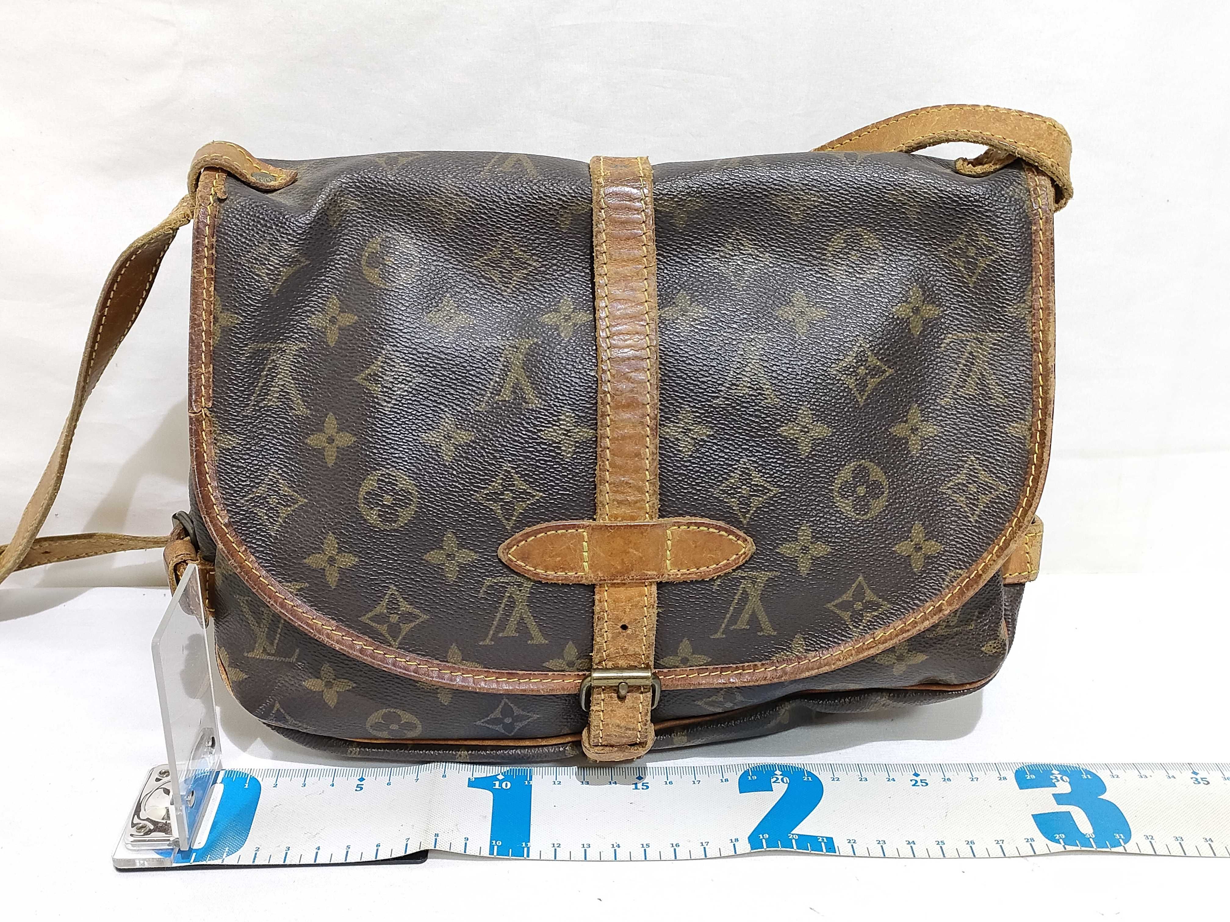 Monogram Louis Vuitton Monogram Saumur 35 Shoulder Bag — view 2
